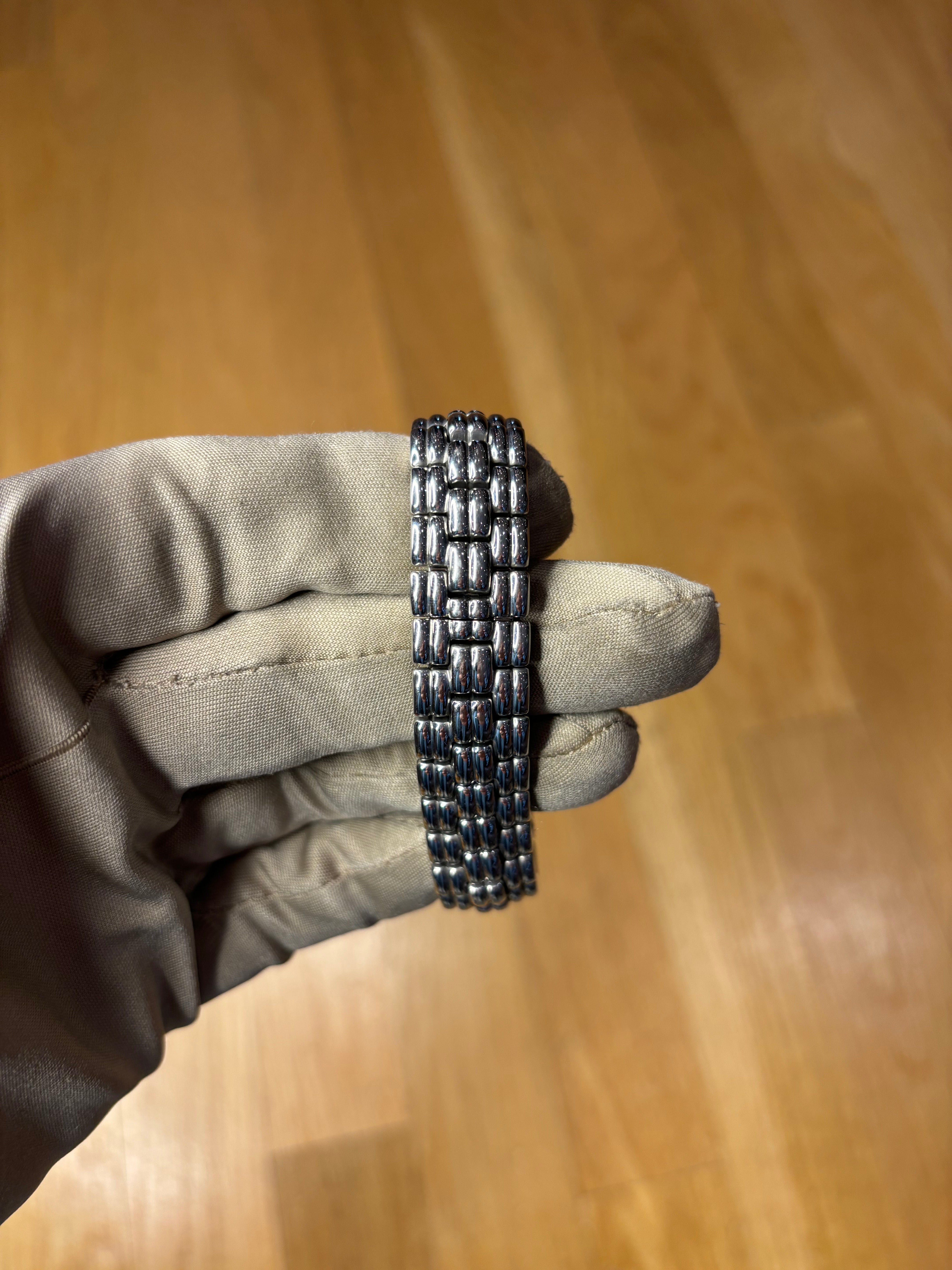 Fendi Navy Blue Rectangular Silver Link Dial