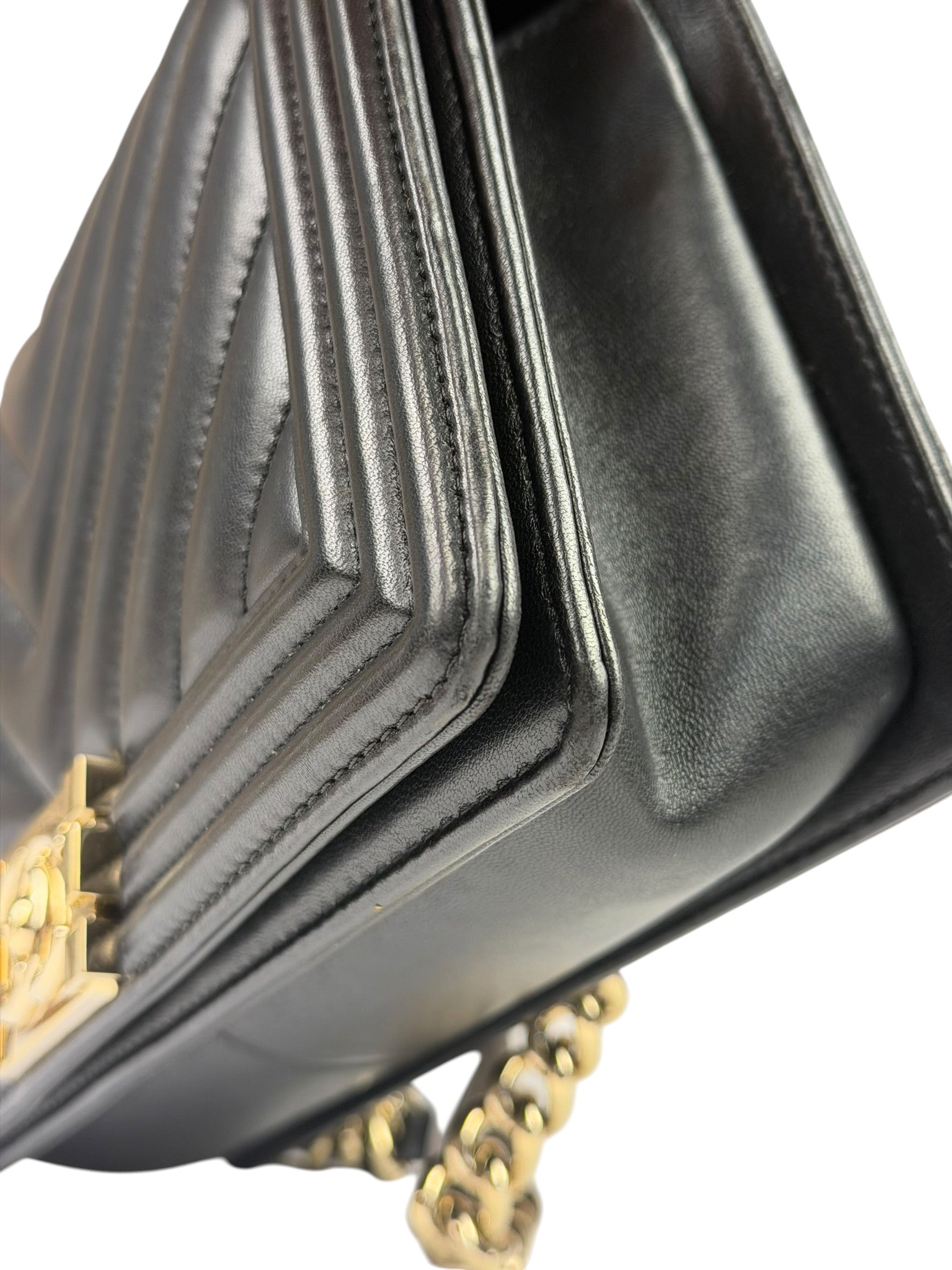 Chanel Black Chevron Leather Boy Medium Flap Bag 2017