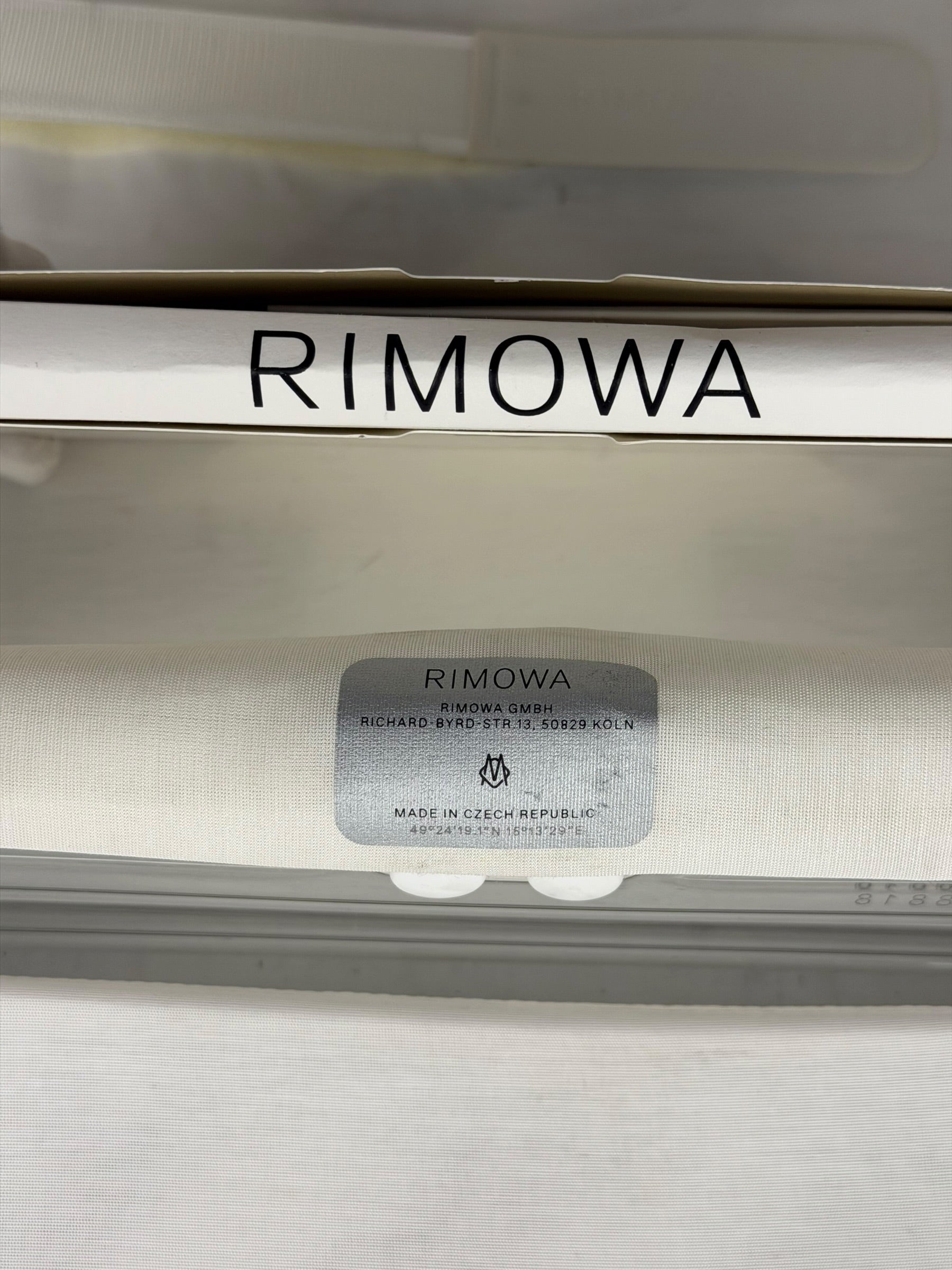 Rimowa x Off-White See Through Carry-On