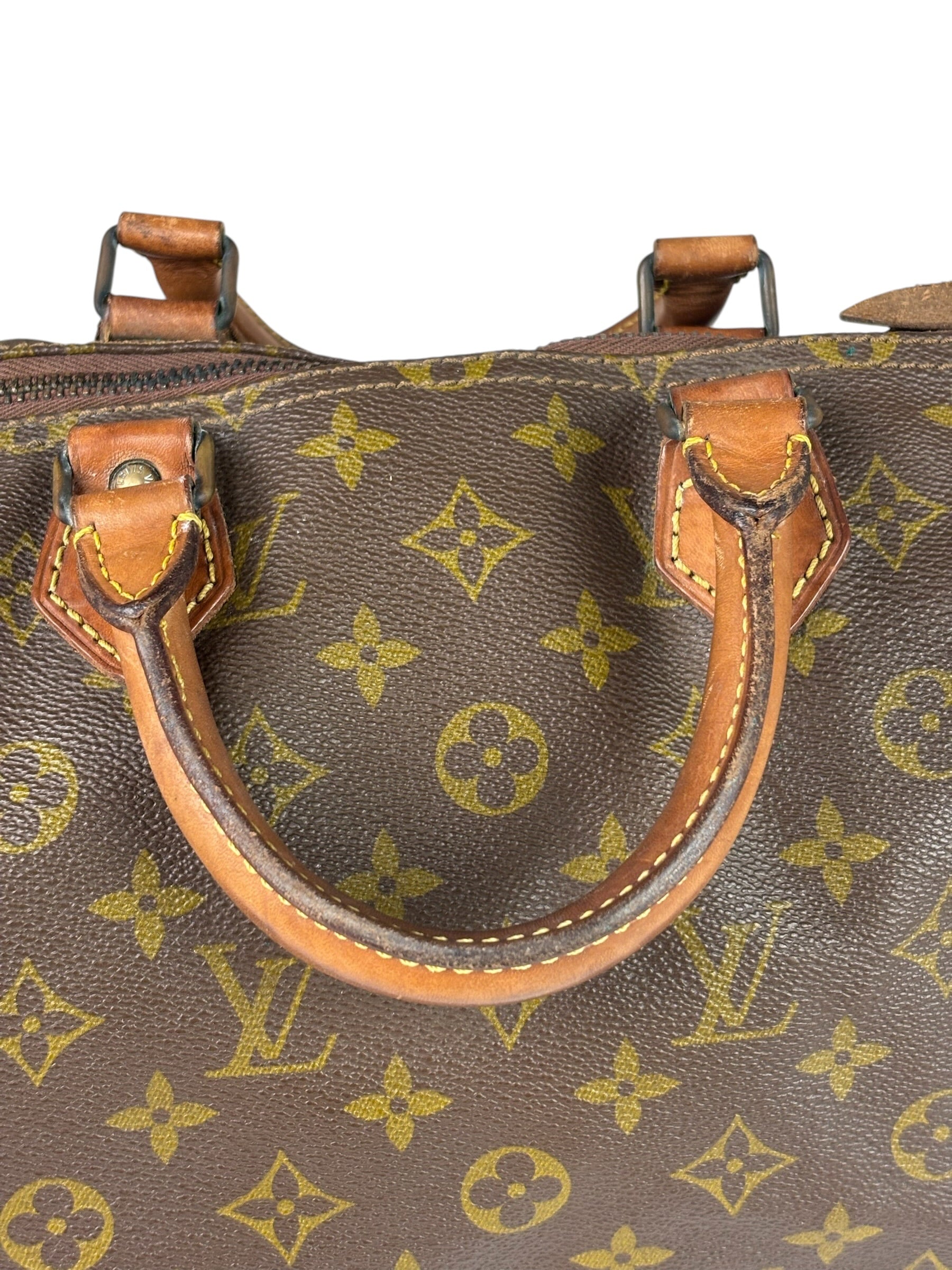 Louis Vuitton Monogram Speedy 35