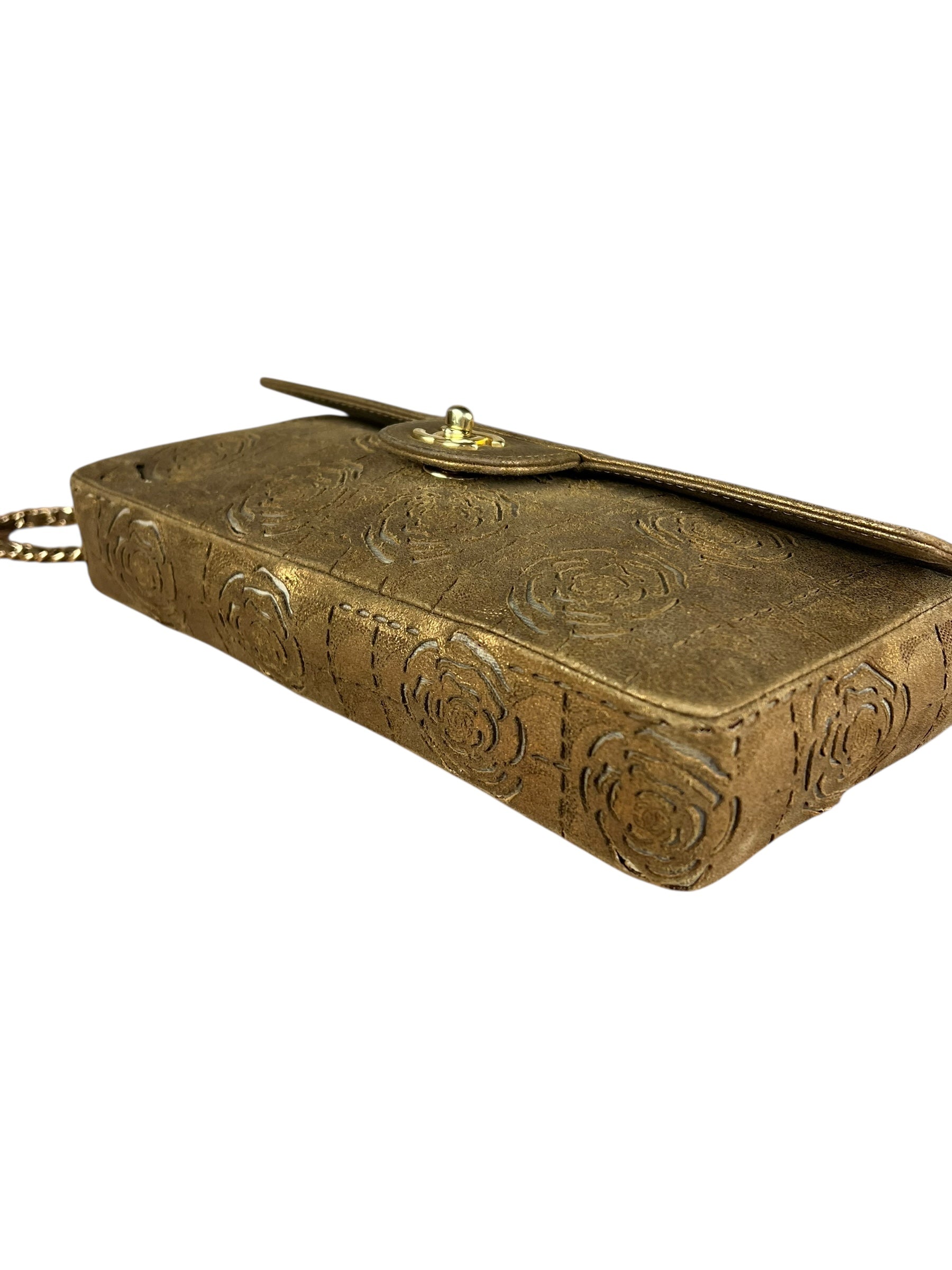 Chanel 2002 Gold Retro Tale East West Chain Flap