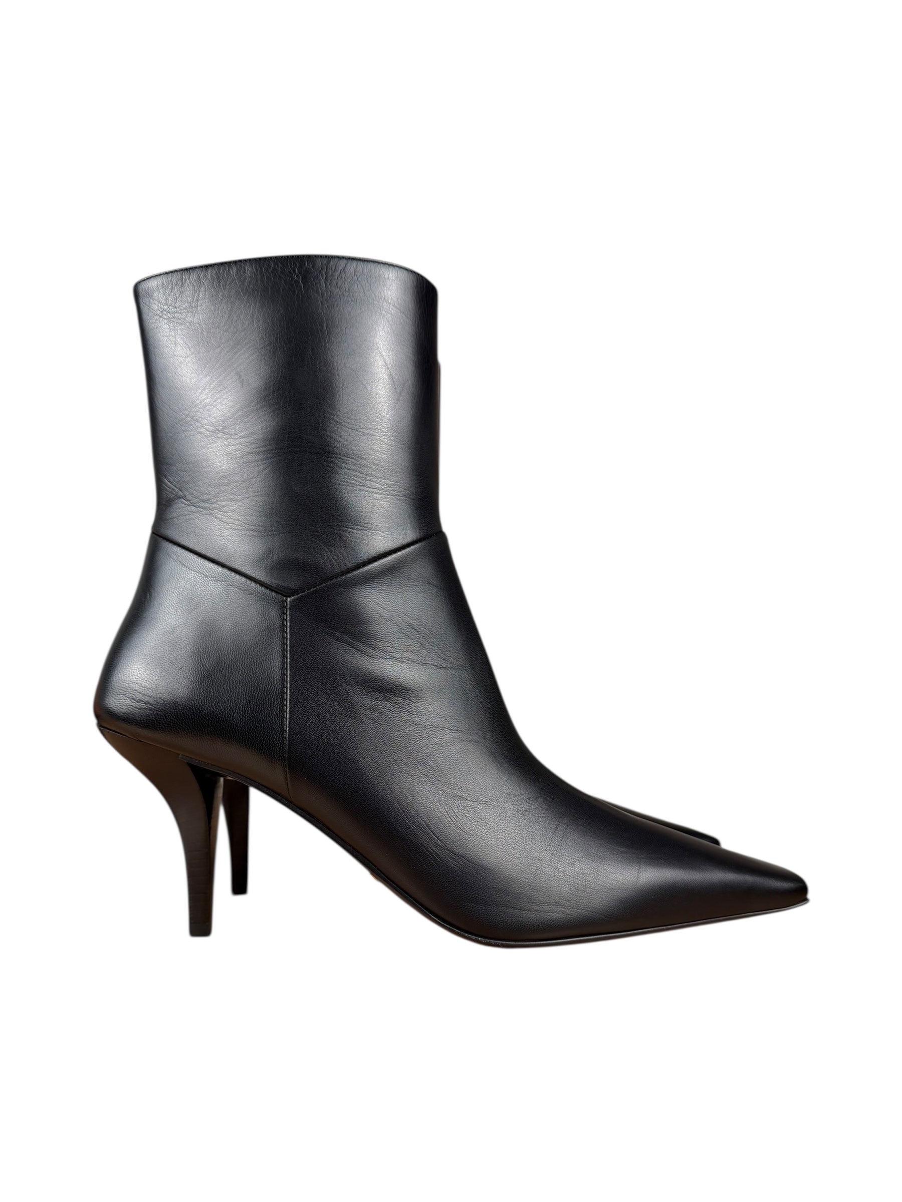 Gucci Black Leather Heel Boots