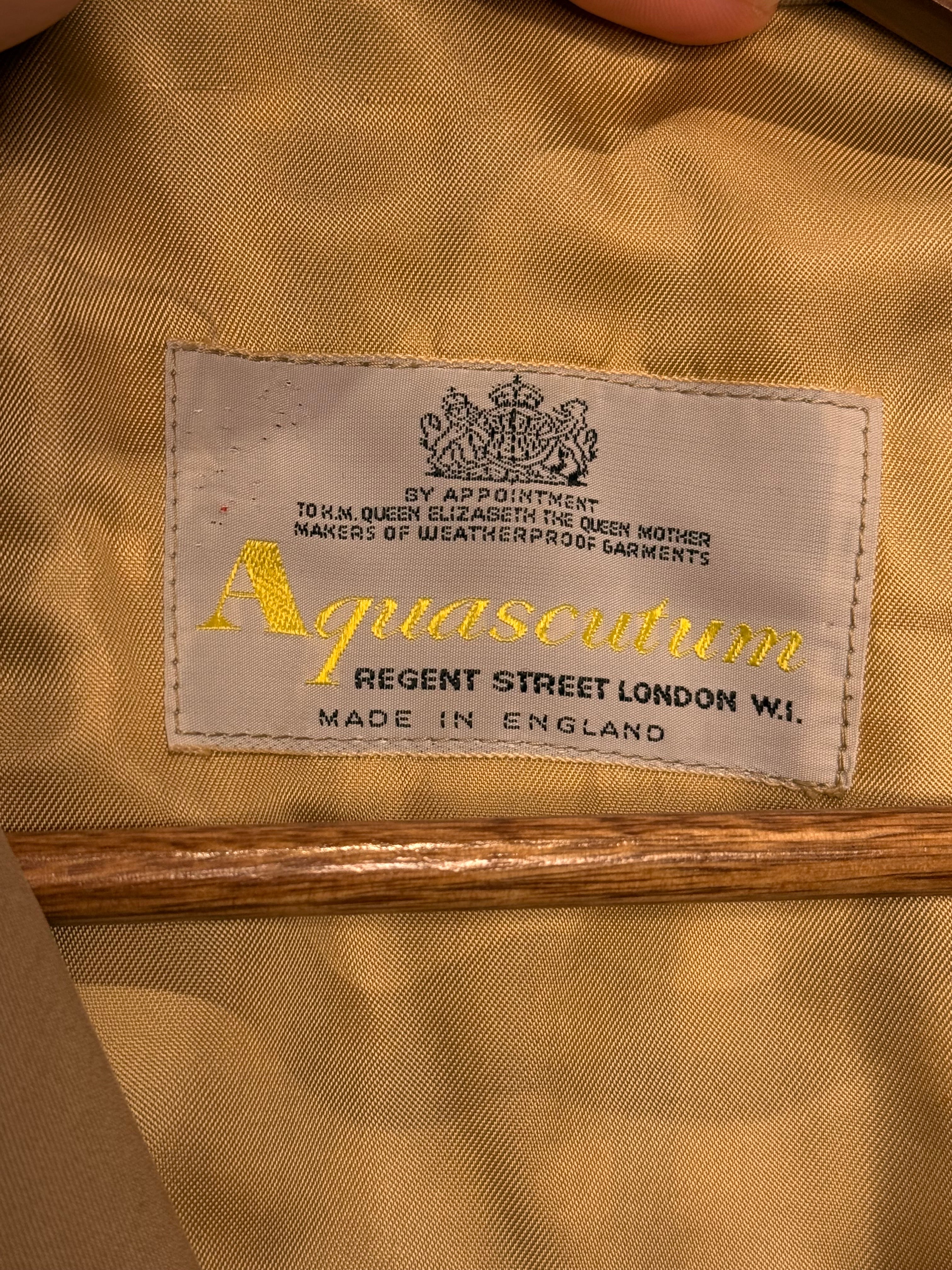 Aquascutum Vintage Beige Trench coat