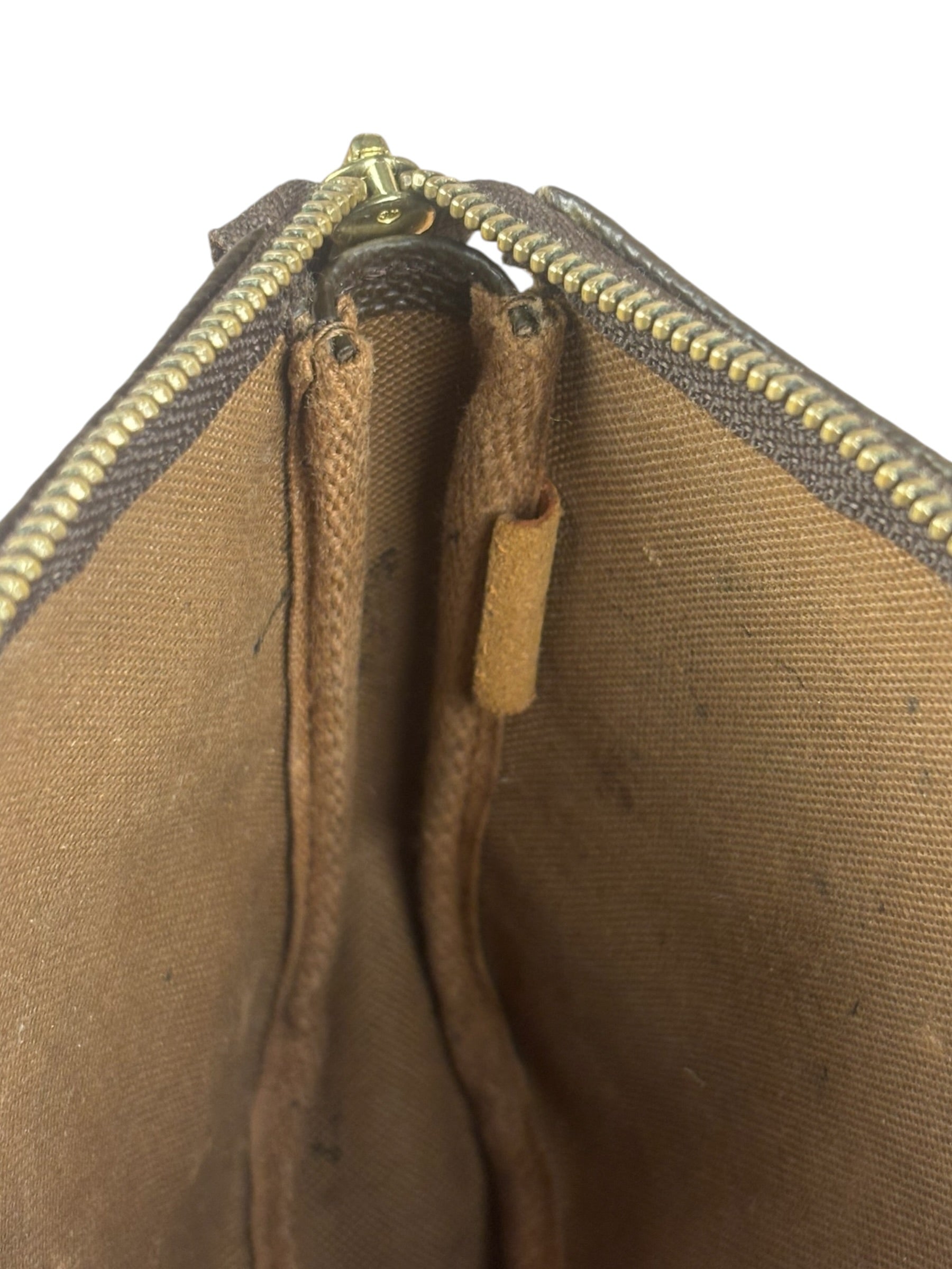 Louis Vuitton Vintage Monogram Pochette