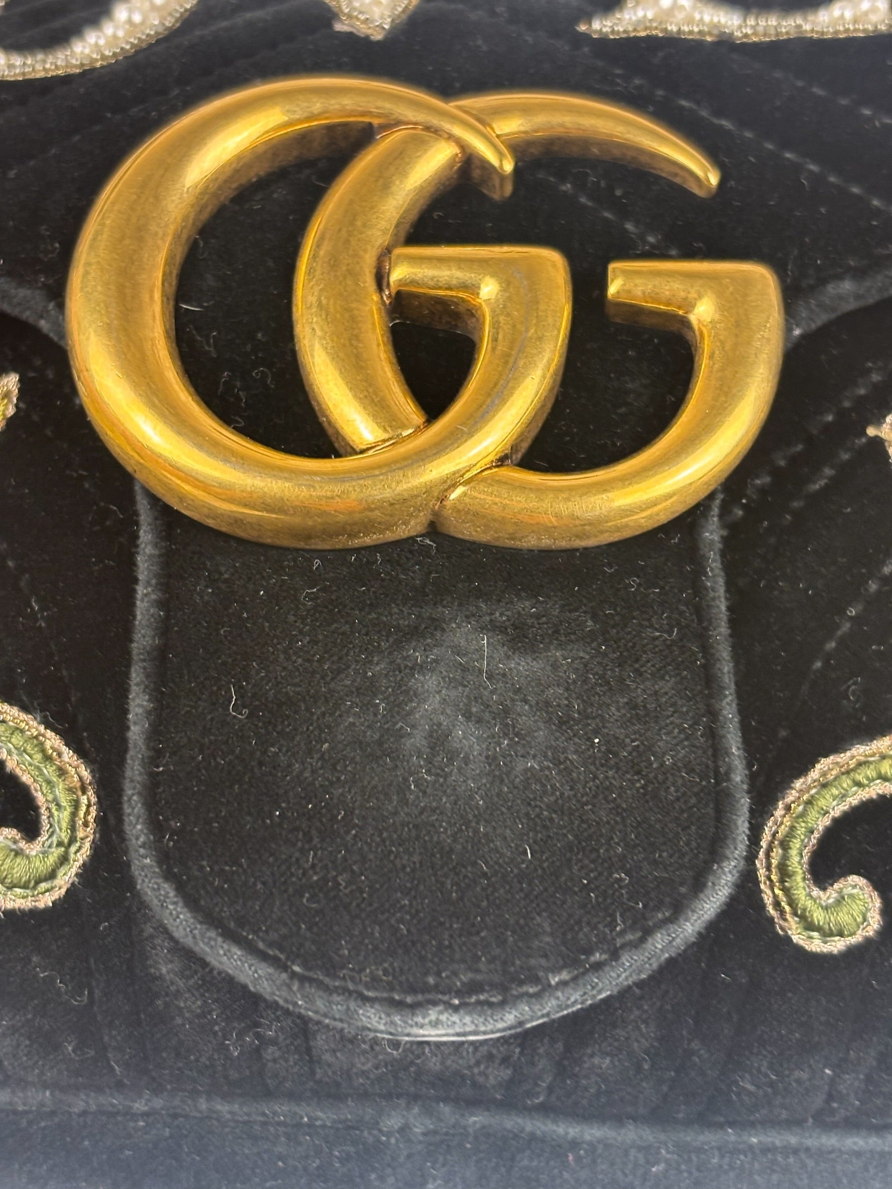 Gucci Black Velvet Marmont Floral Embroidered Shoulder Bag