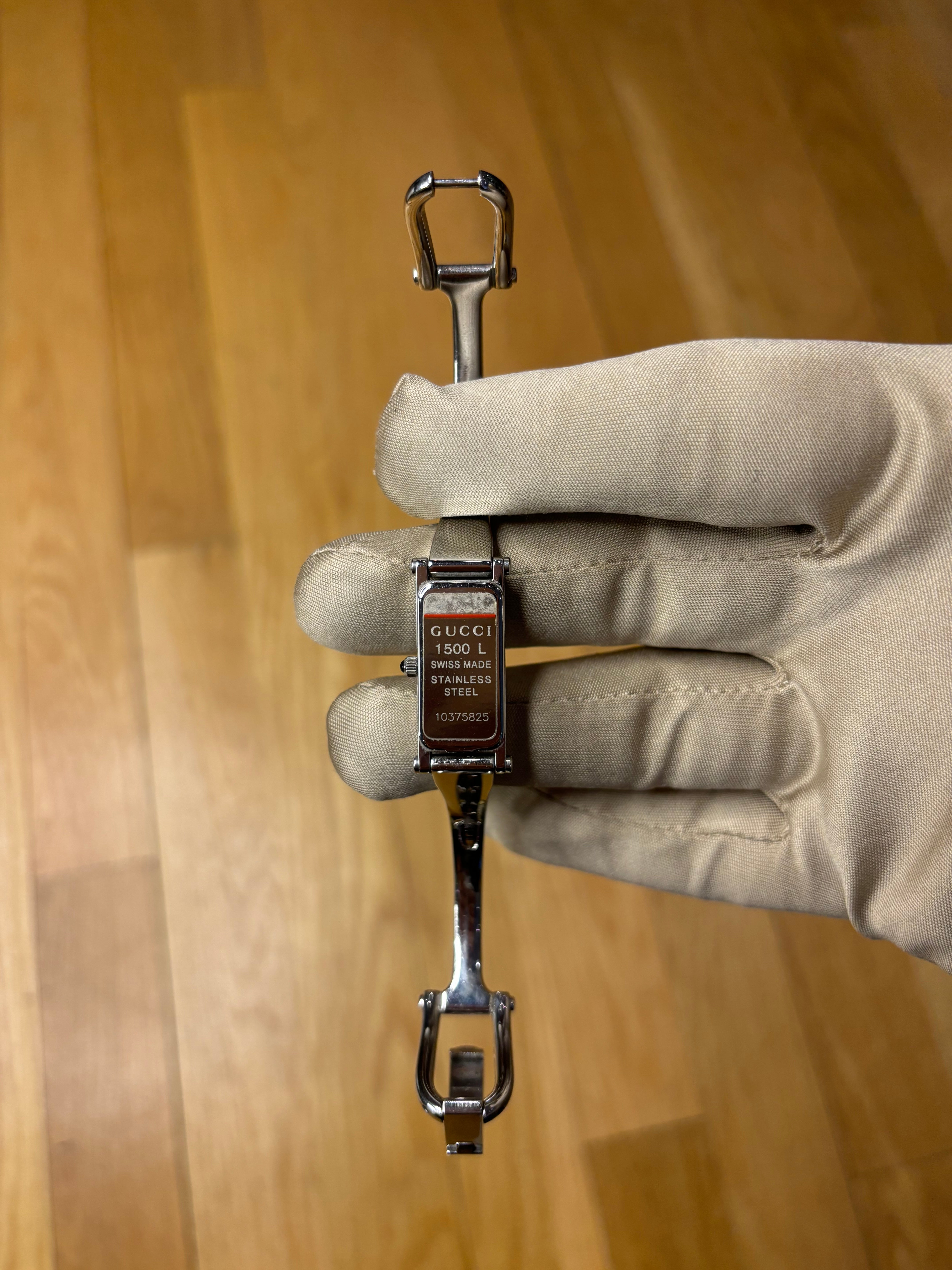 Gucci 1500L Blue 12&6 Dial