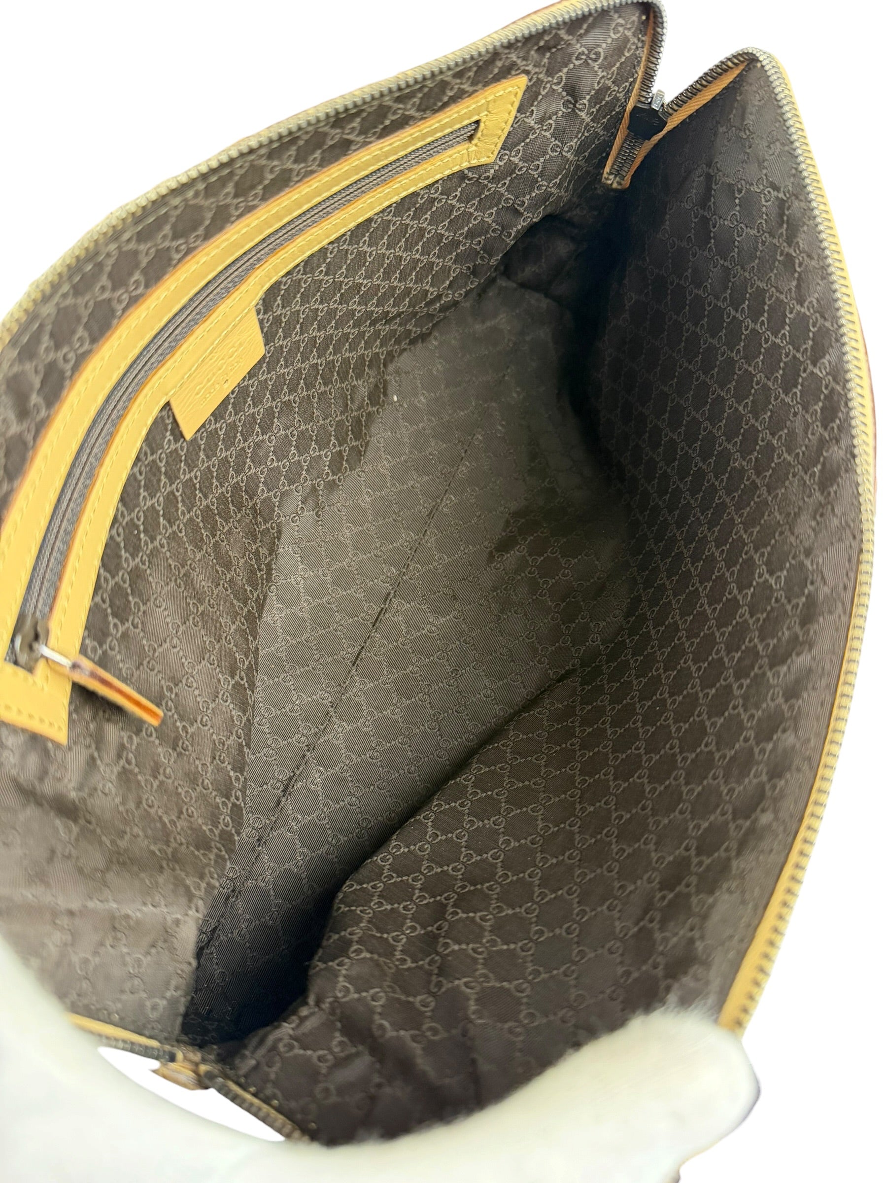 Gucci Vintage Leather Shoulder Bag