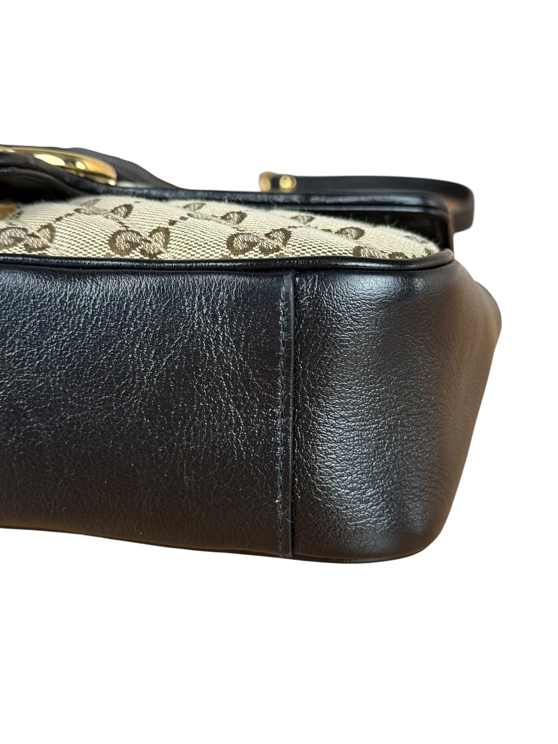 Gucci Beige/Black GG Marmont Shoulder Bag