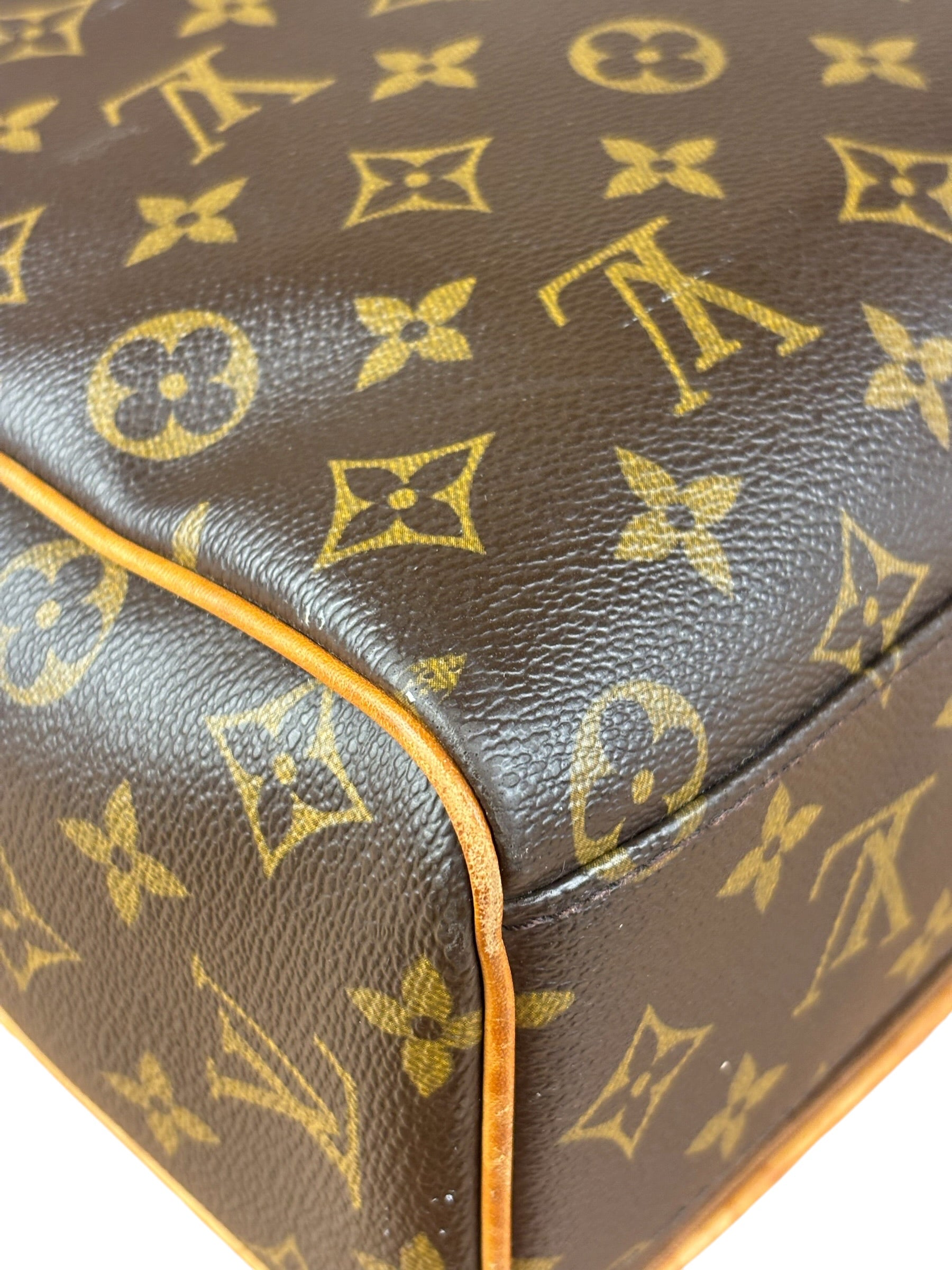 Louis Vuitton Monogram Messenger Bag