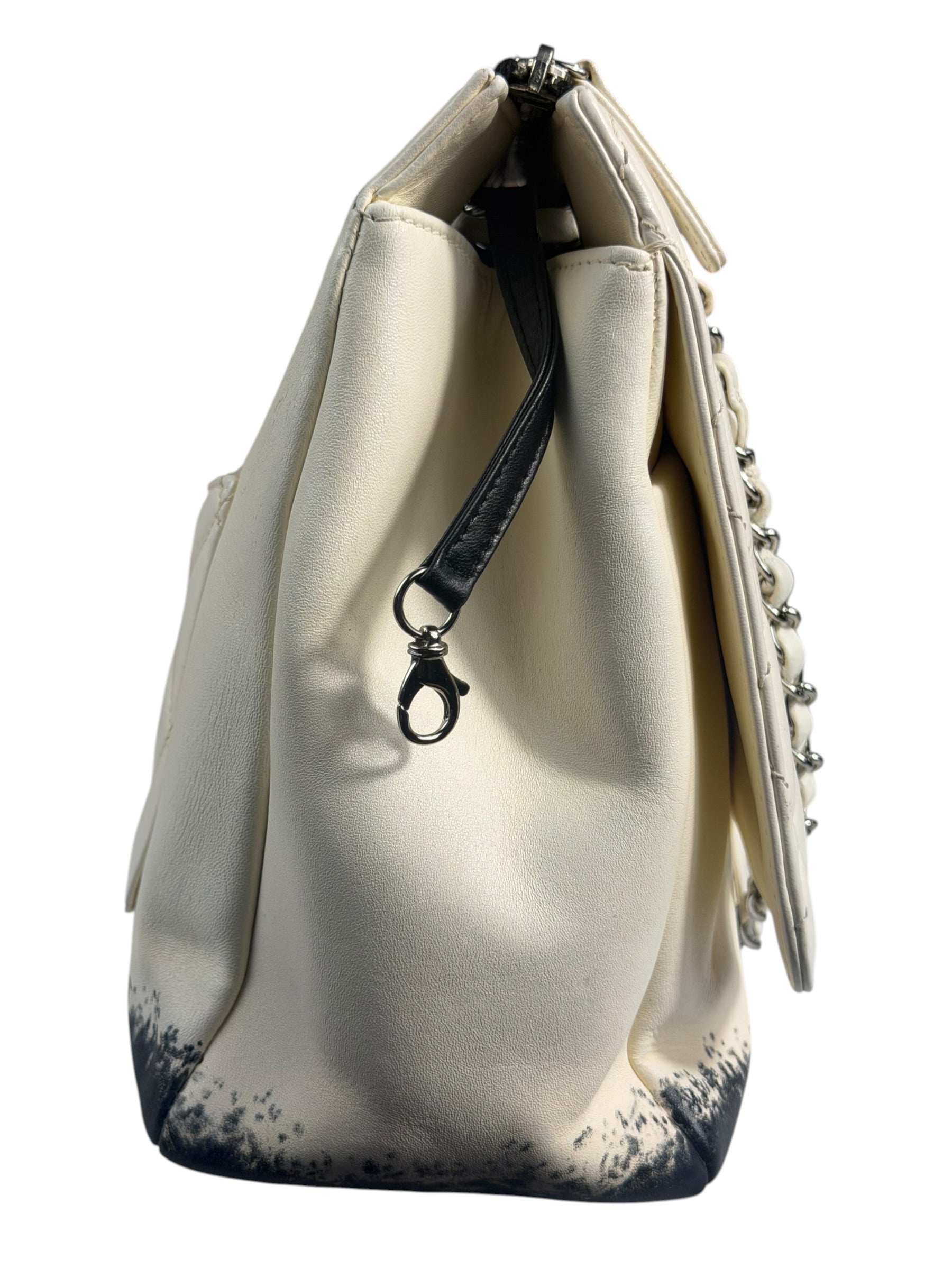 Chanel White Quilted Leather Blizzard Zip Flap-Shoulder Bag 2010