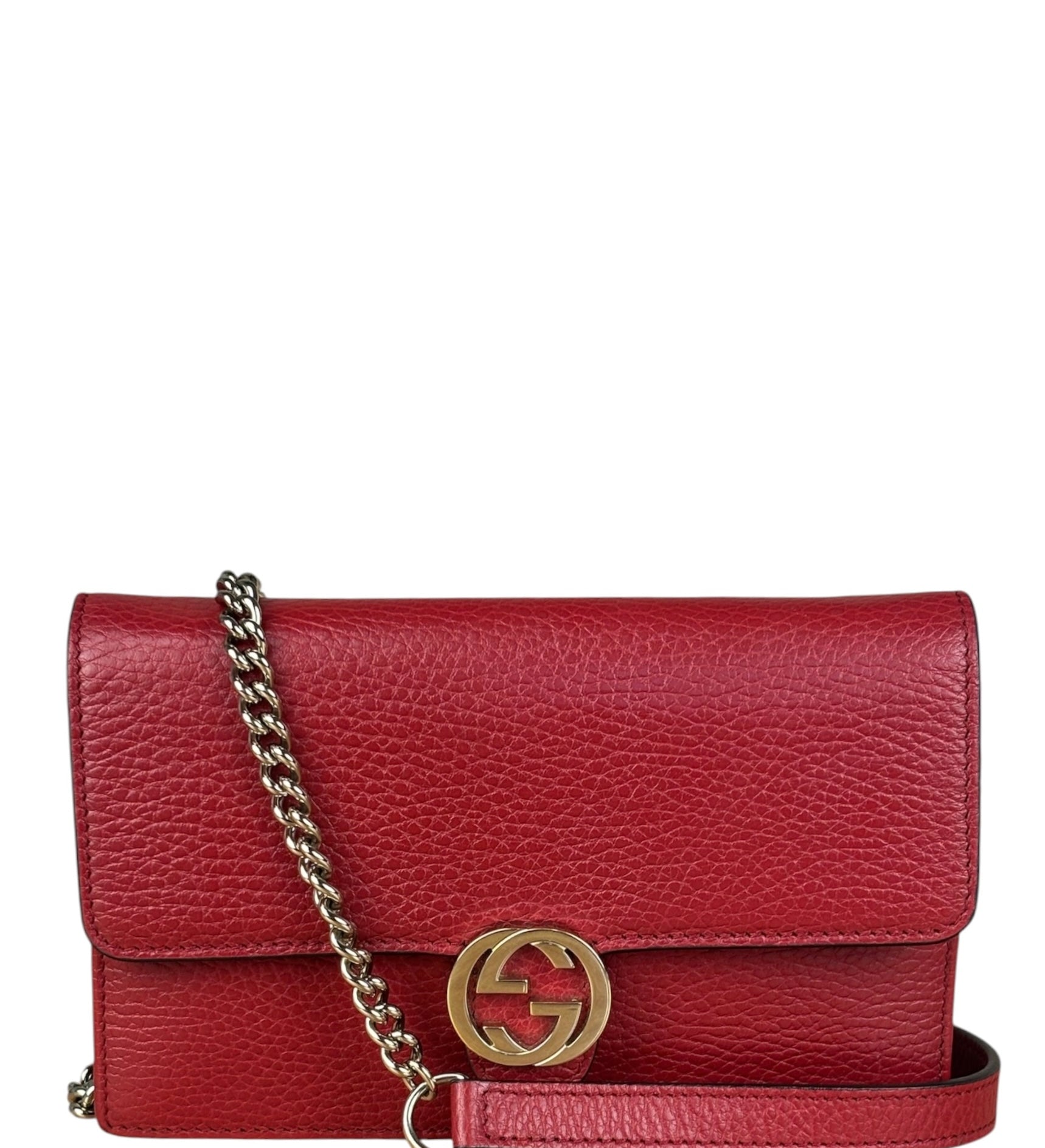 Gucci Red Interlocking G Wallet on Chain