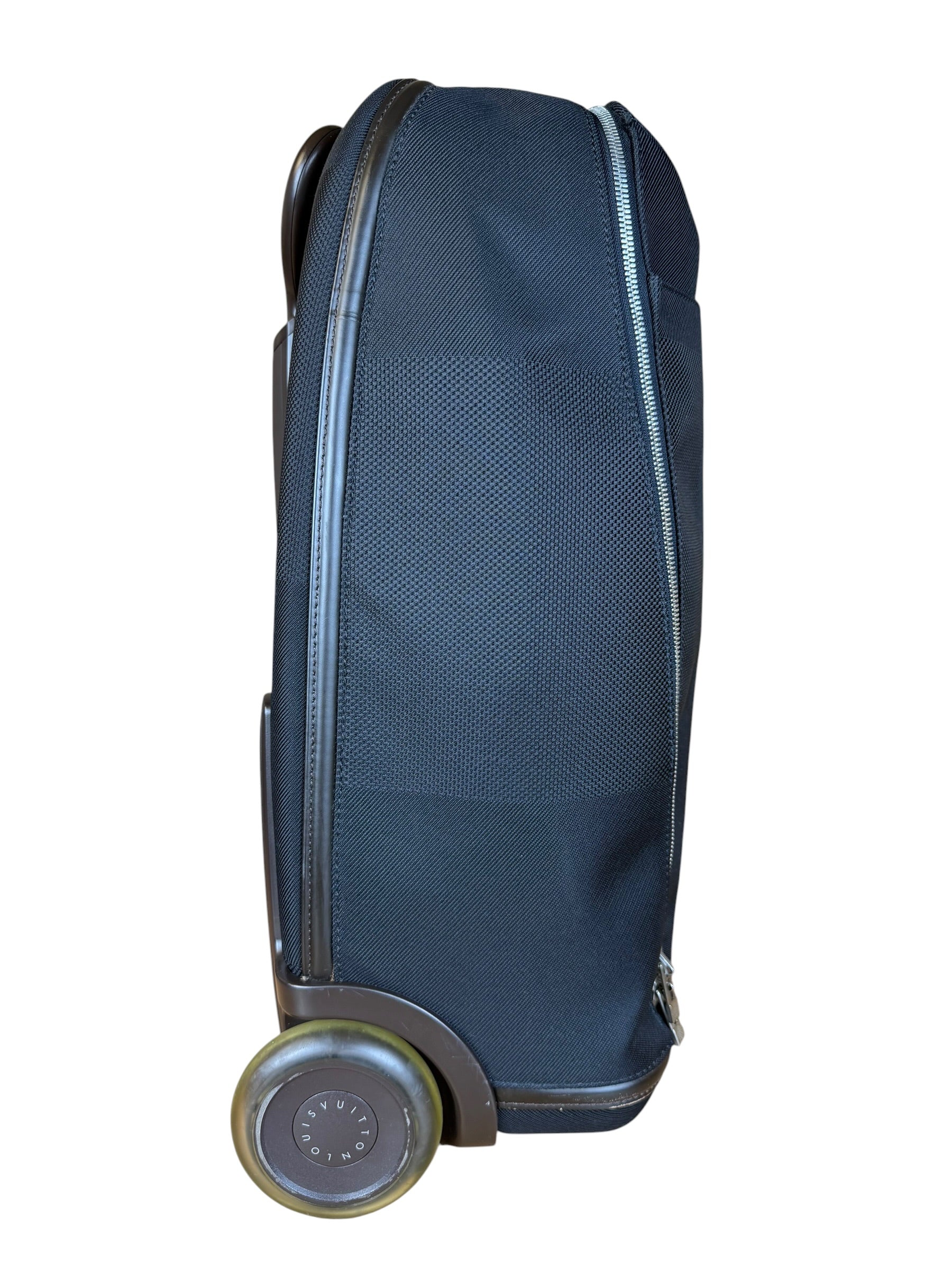 Louis Vuitton Geant Conquerant Rolling Suitcase 55