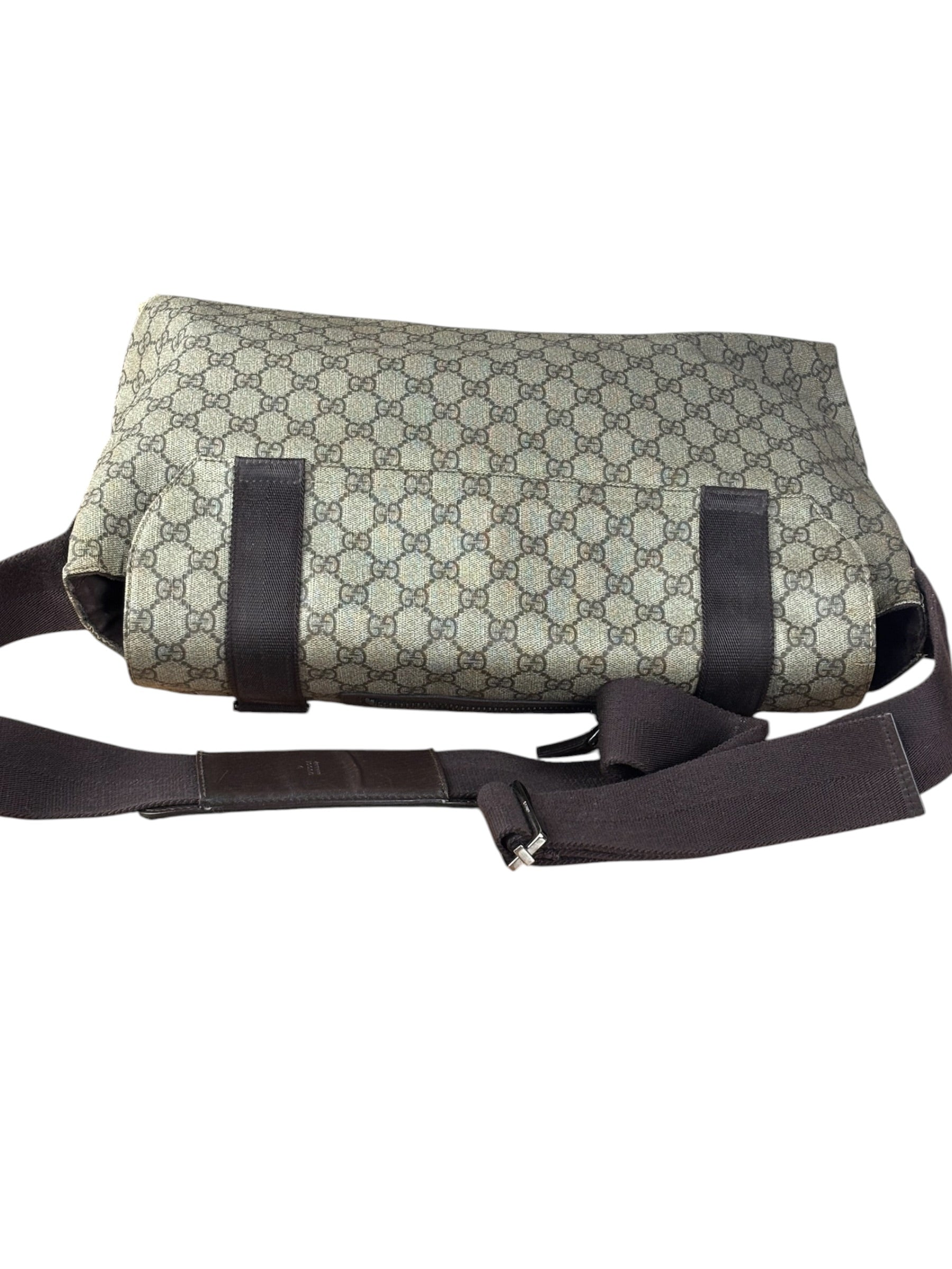 Gucci GG Supreme Messenger Bag