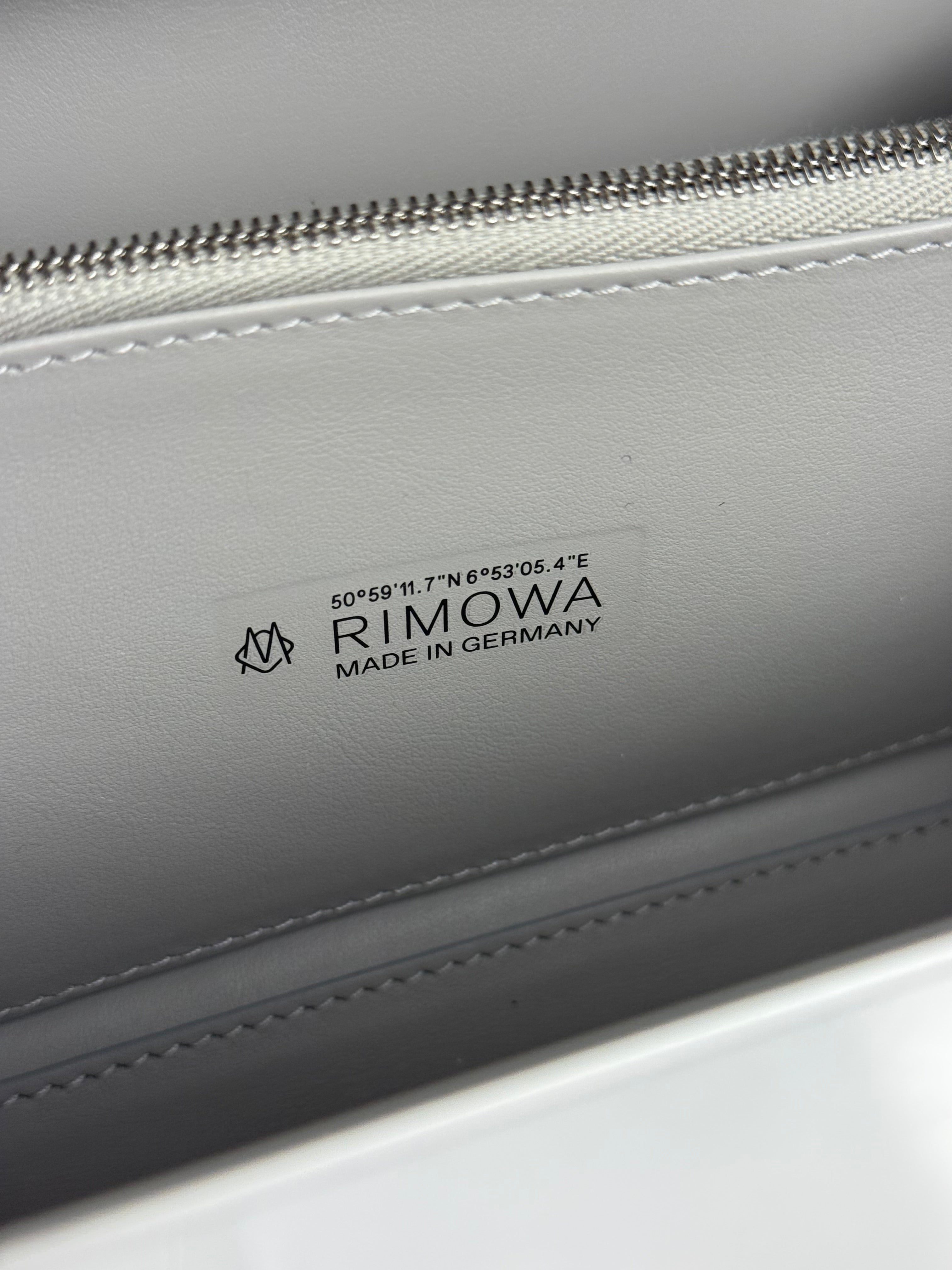 Rimowa Personal Polycarbonate Crossbody Clutch White