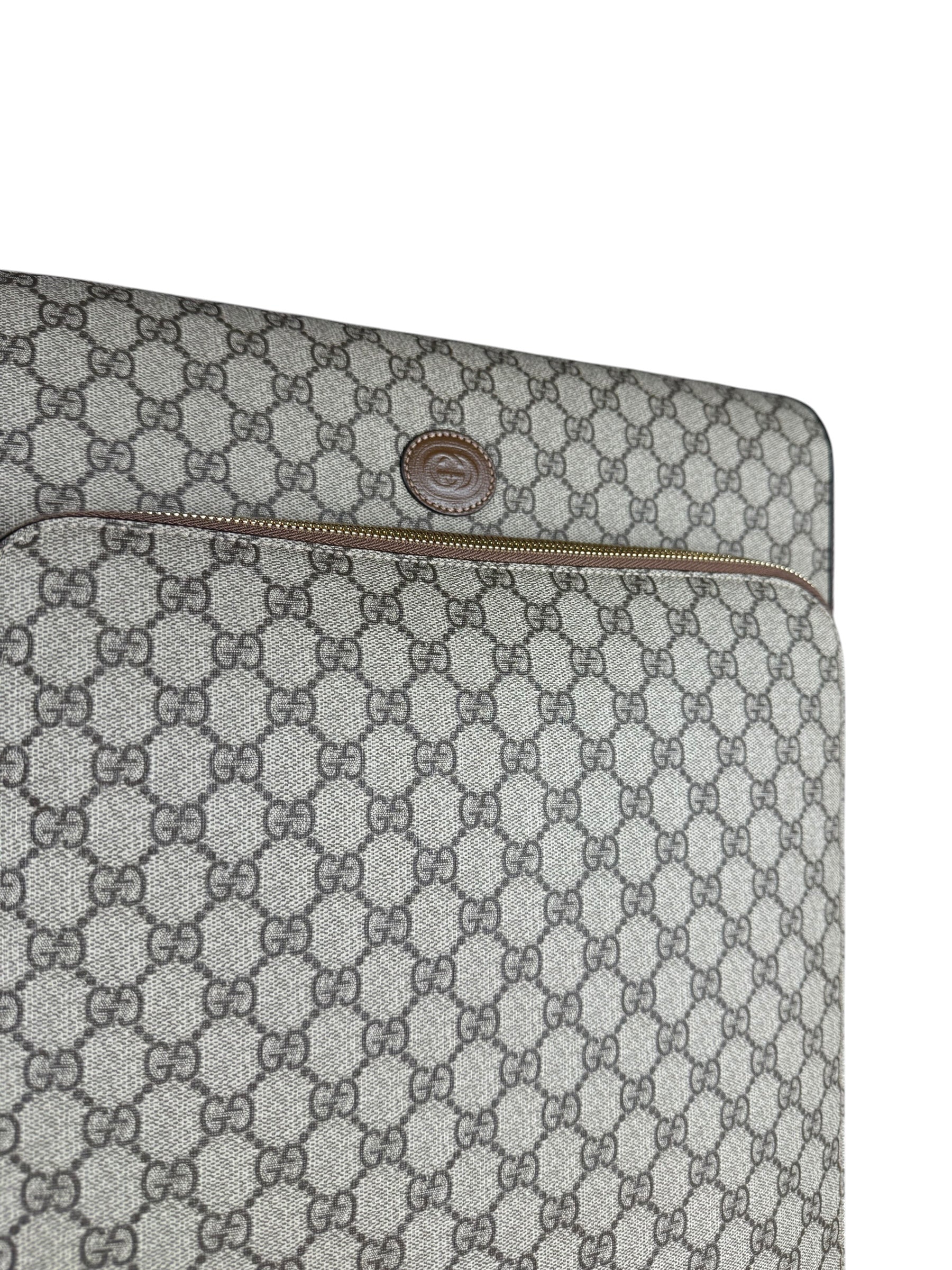 Gucci GG Supreme Medium Trolley Luggage