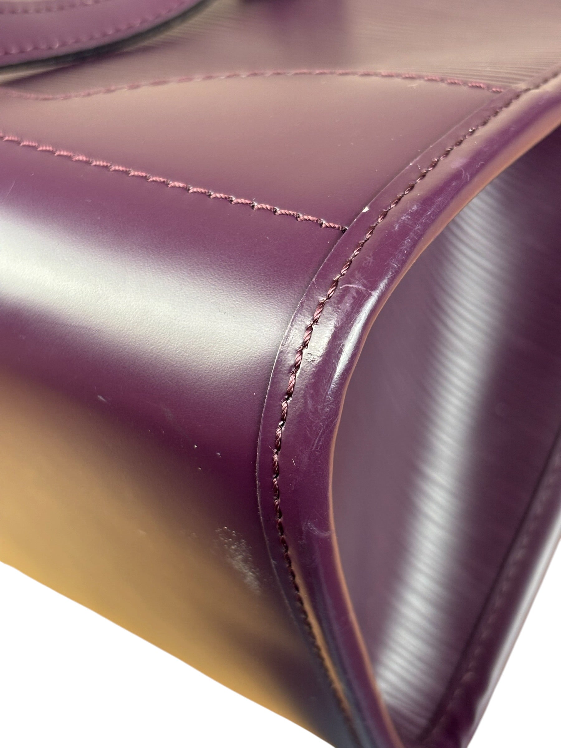 Louis Vuitton Purple Madeleine Epi Leather HandBag