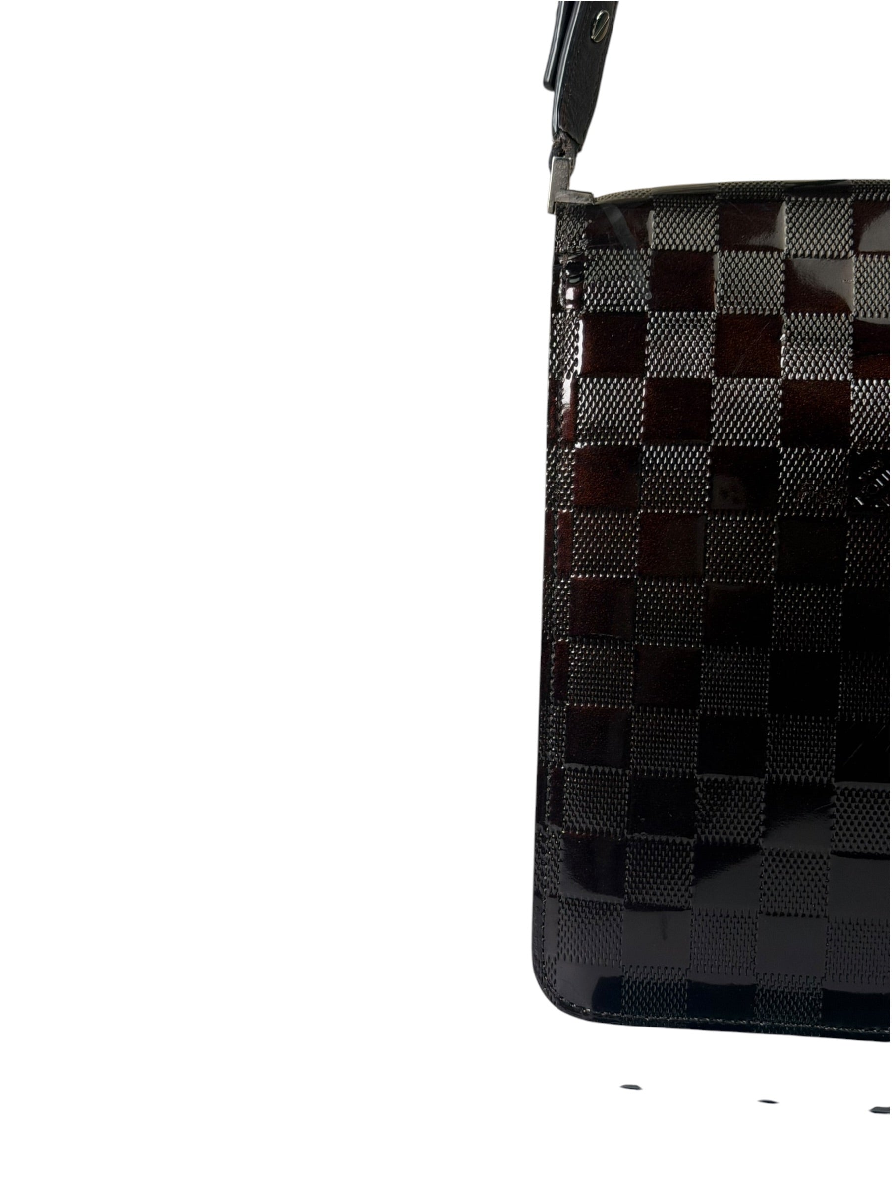 Louis Vuitton Amarante Damier Vernis Club Carmine Shoulder Bag