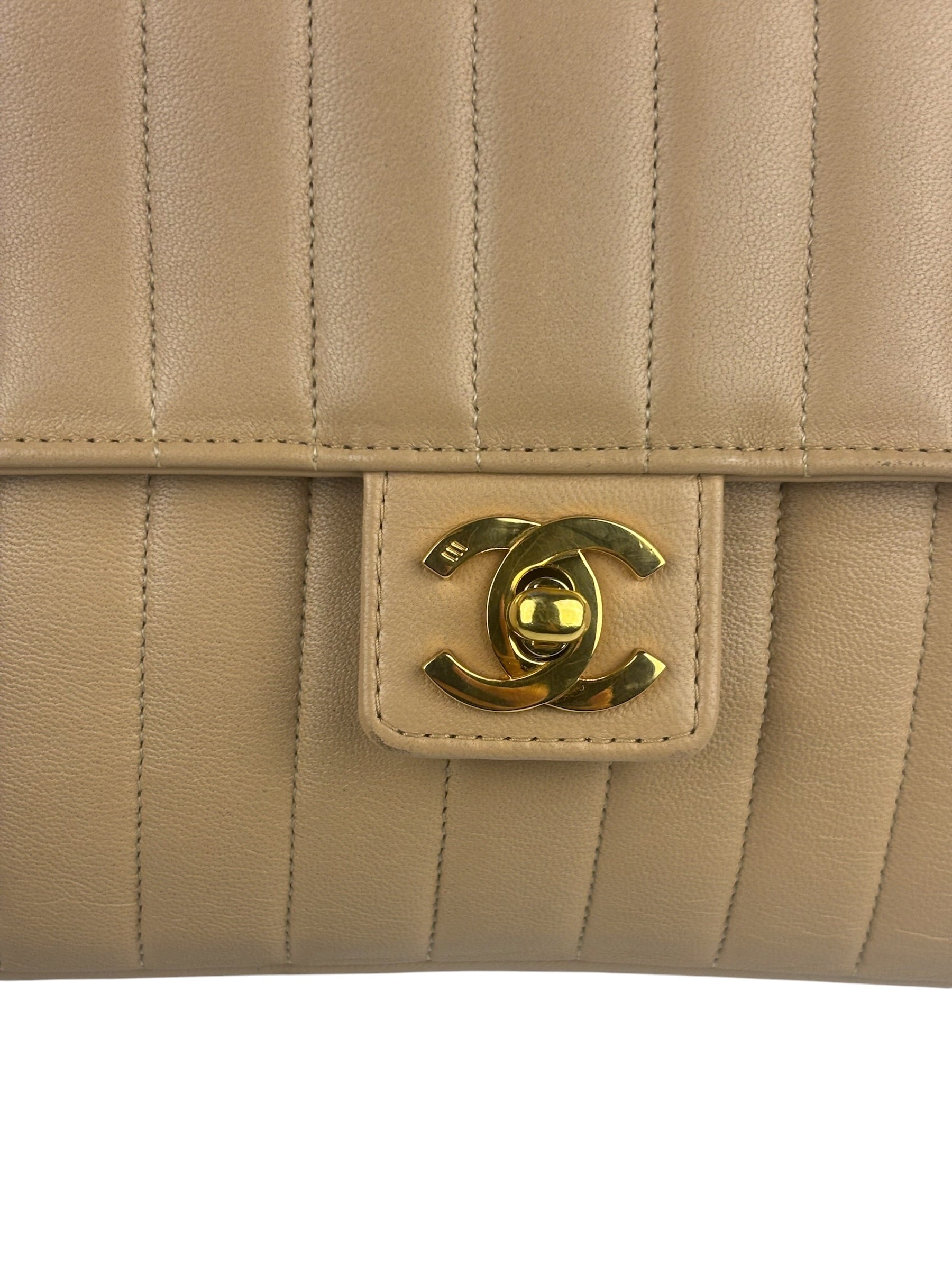 Chanel Vintage Tan Vertical Quilt Flap Shoulder Bag 1989