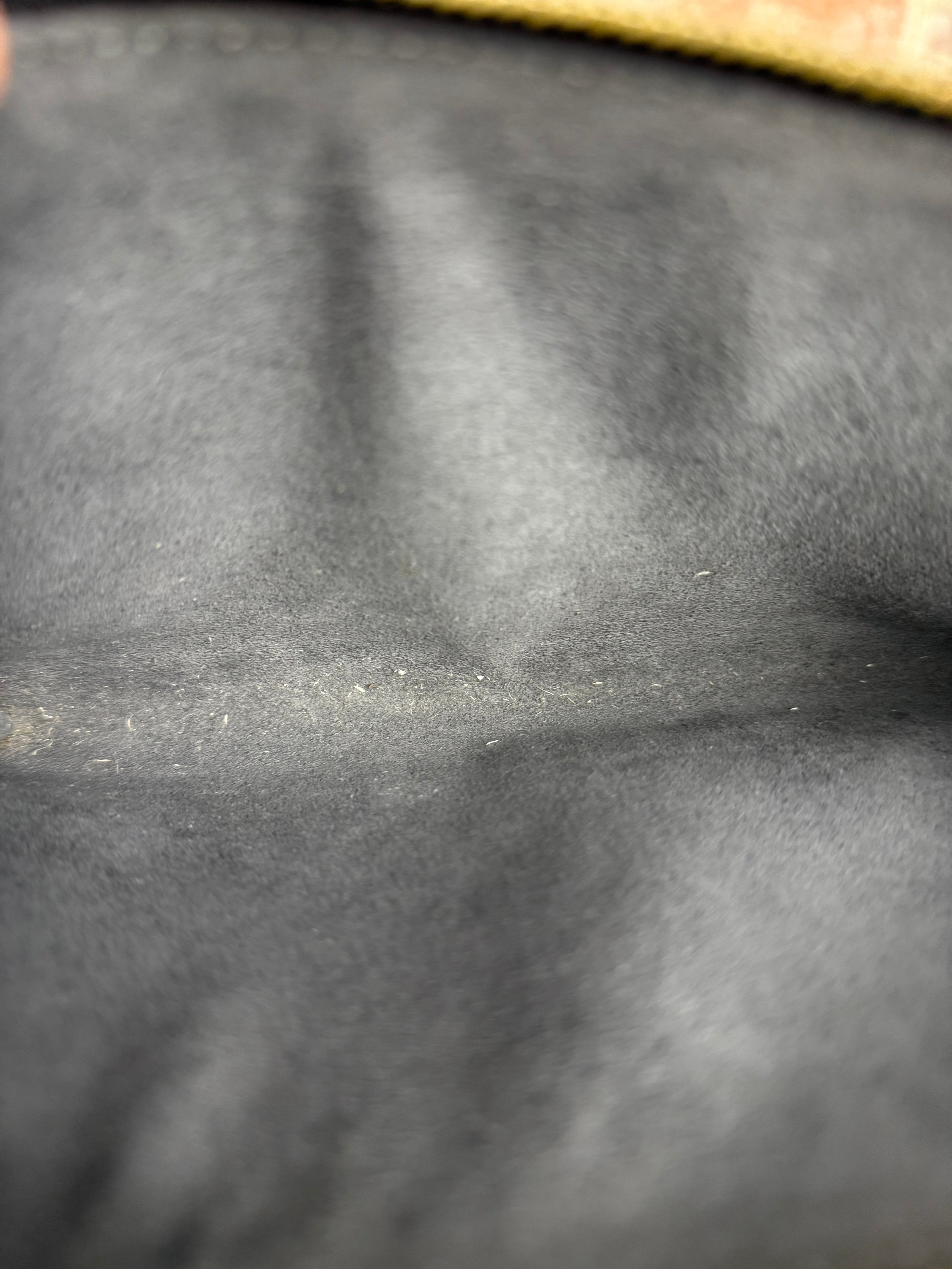 Louis Vuitton Black Epi Pochette