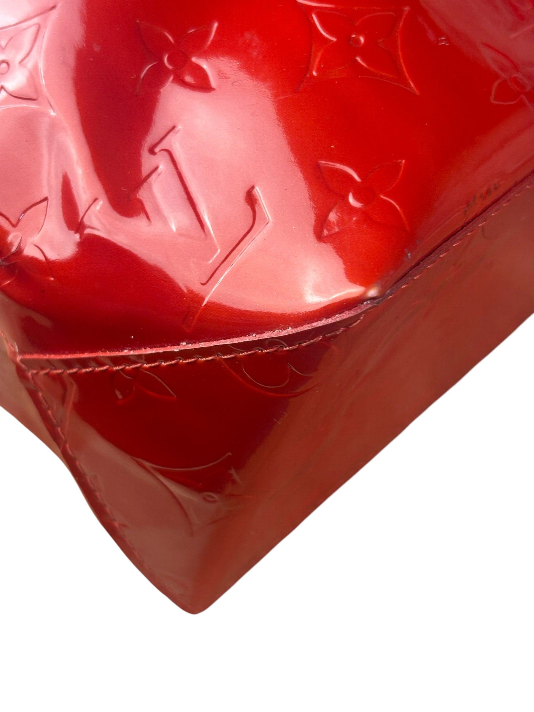 Louis Vuitton Red Canvas Monogram Vernis Hand Bag