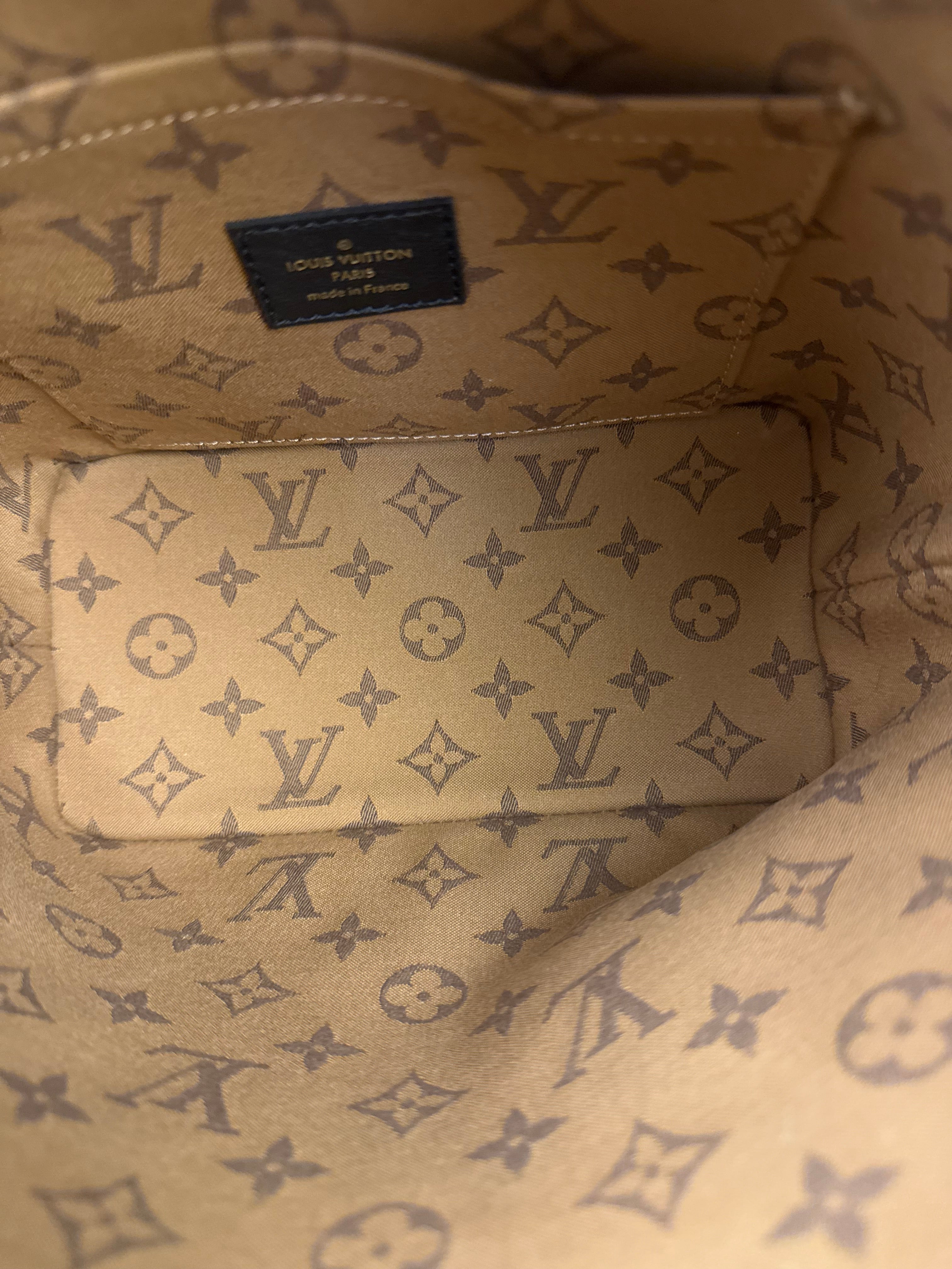 Louis Vuitton Black Leather Cruiser Handbag