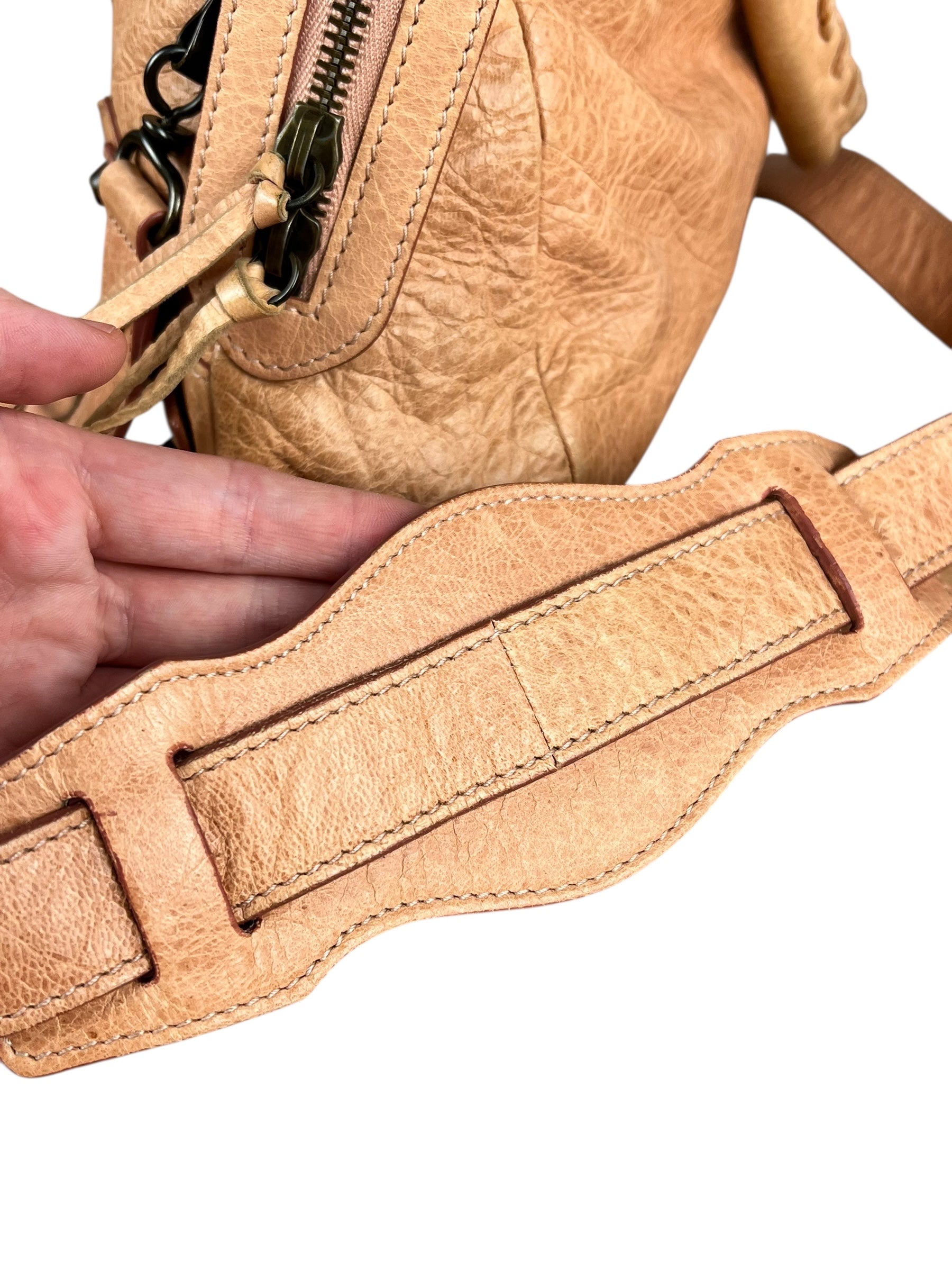 Balenciaga Classic Leather City Bag Light Salmon