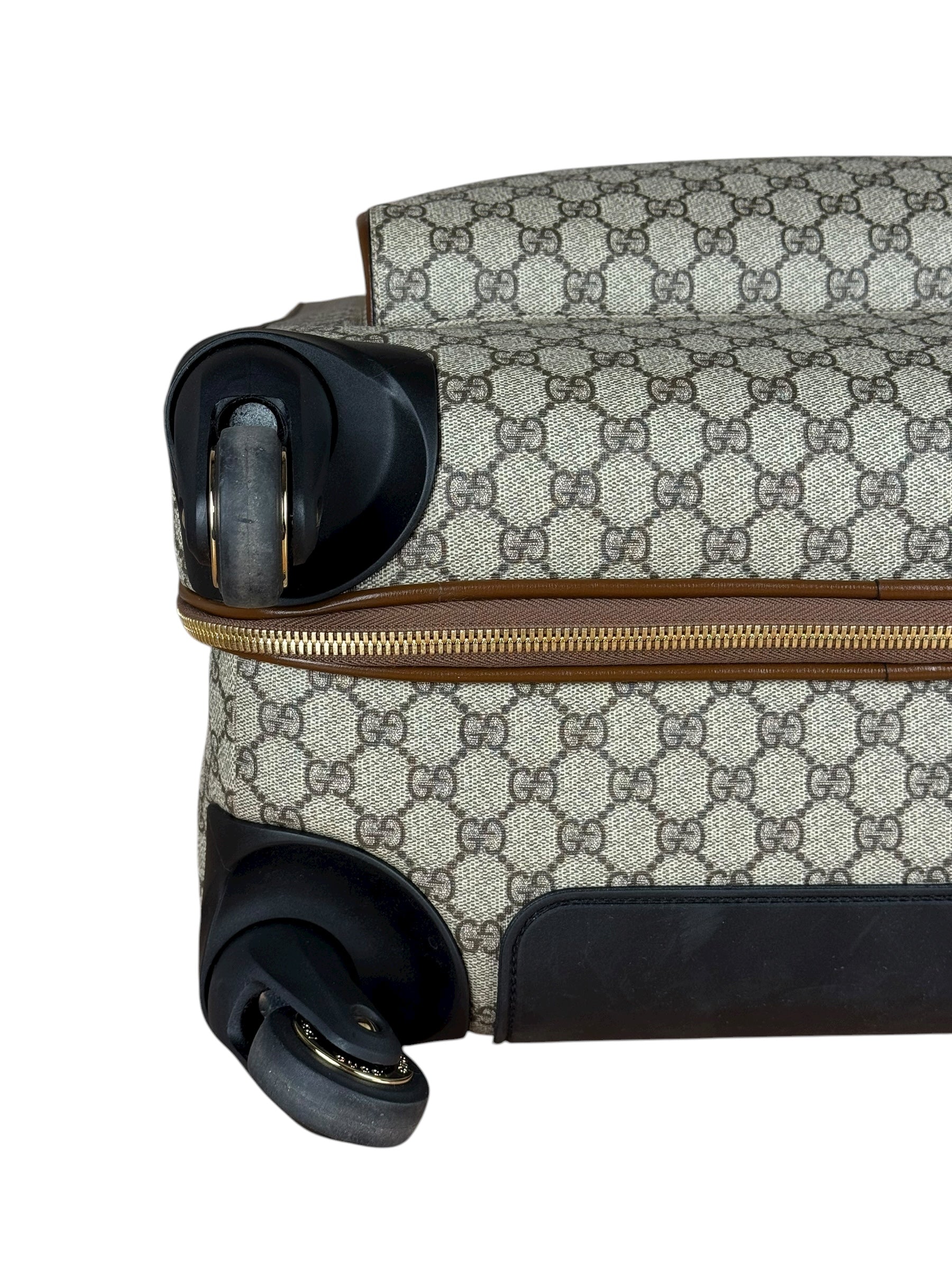 Gucci GG Supreme Medium Trolley Luggage