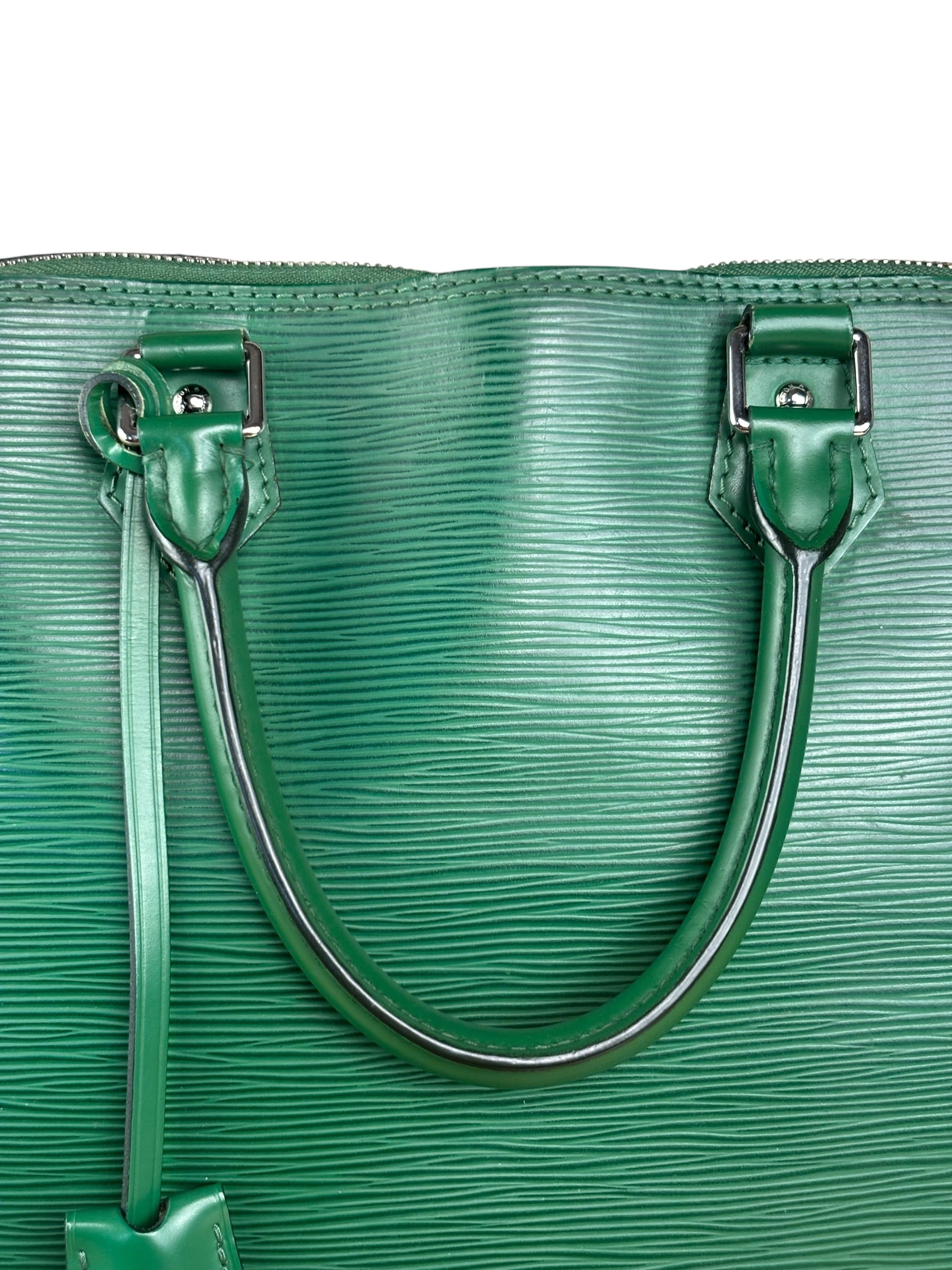 Louis Vuitton Green Epi Alma GM