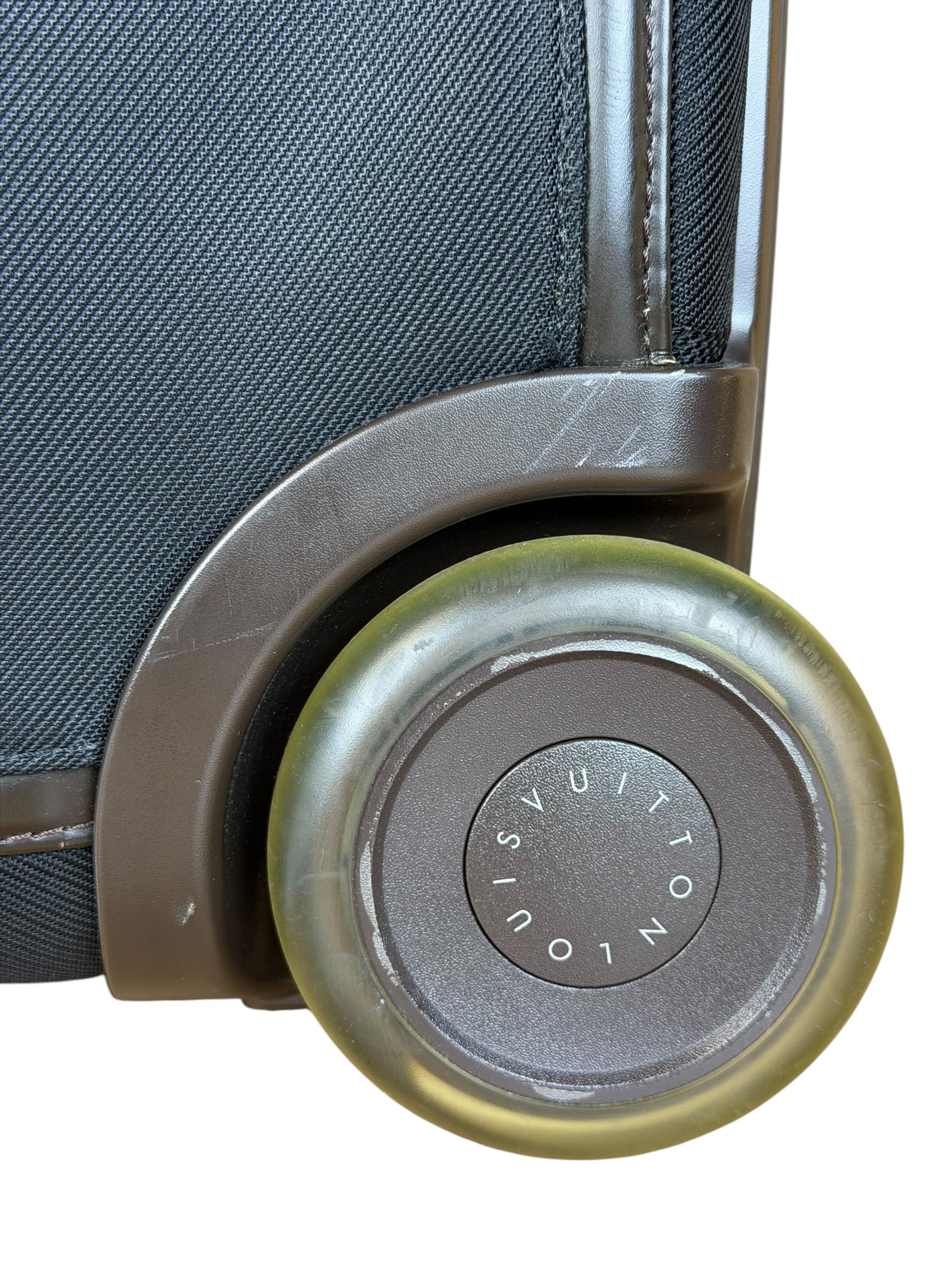 Louis Vuitton Geant Conquerant Rolling Suitcase 55