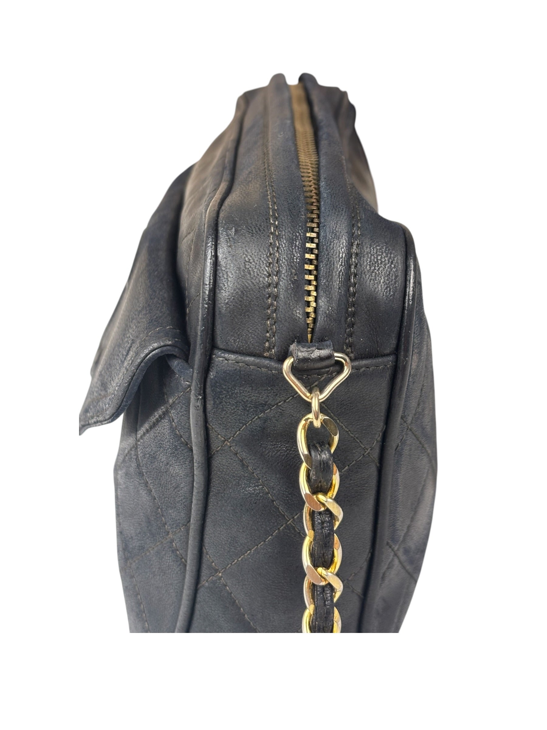 Chanel Vintage Black Quilted Leather CC Camera Bag 1989