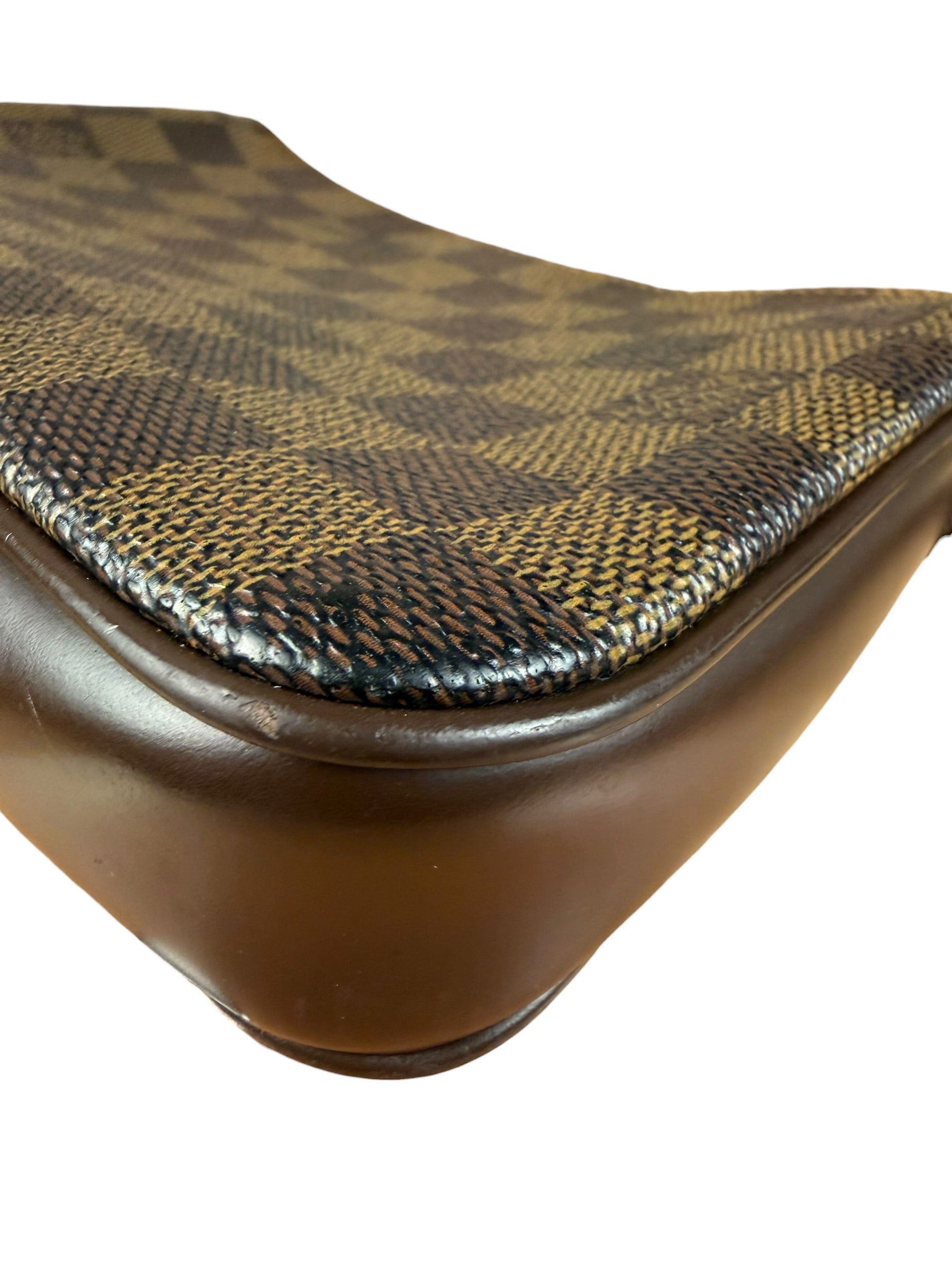 Louis Vuitton Damier Ebene Neverfull Pochette