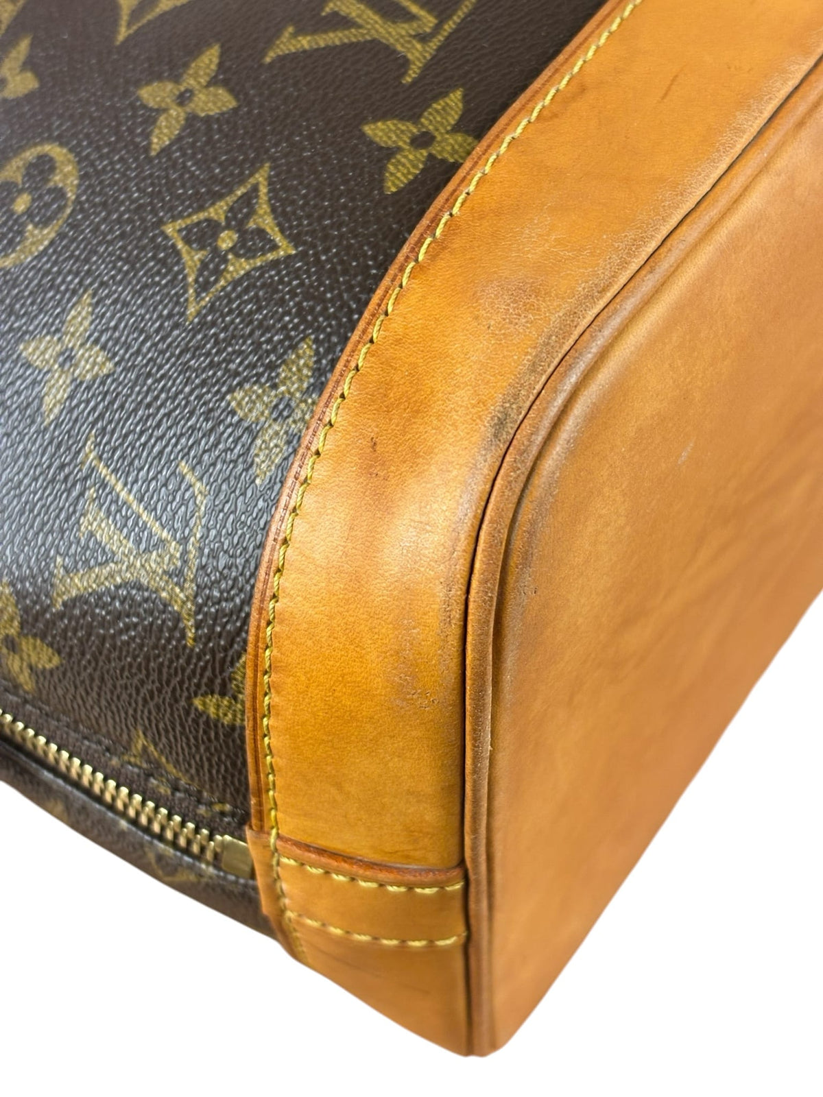 Louis Vuitton Monogram Alma Handbag PM
