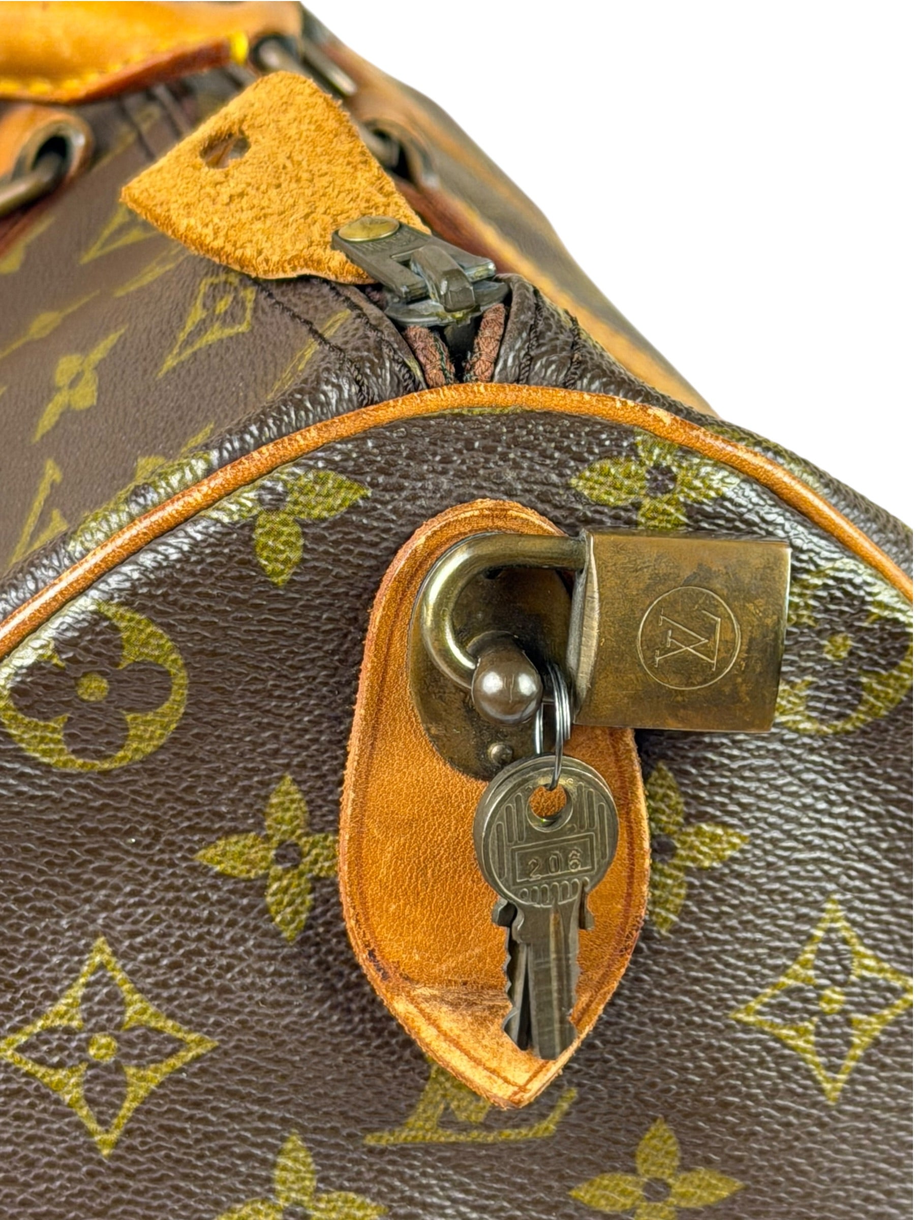 Louis Vuitton Monogram Keepall 50