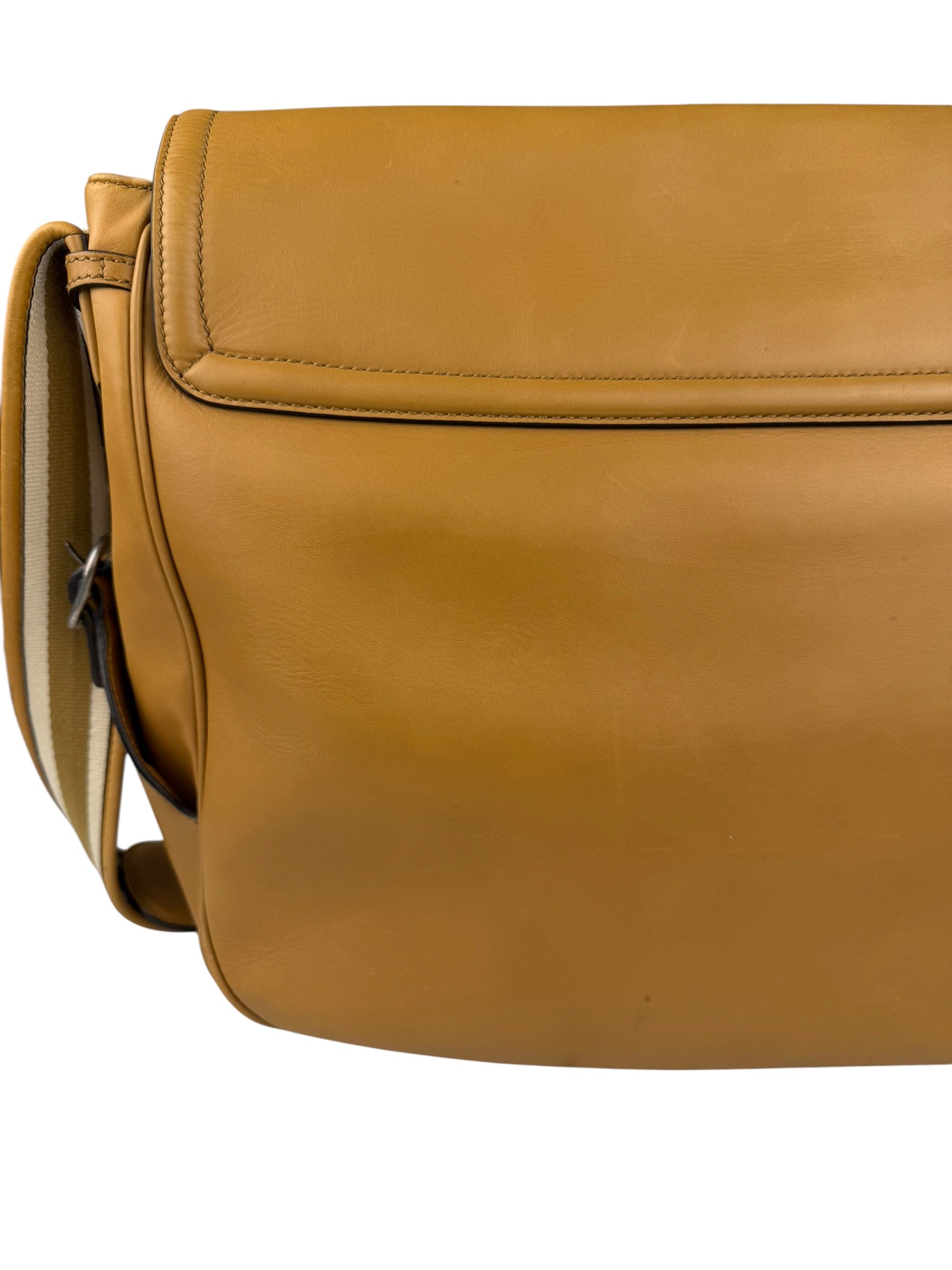 Gucci Vachetta Saddle Shoulder Bag
