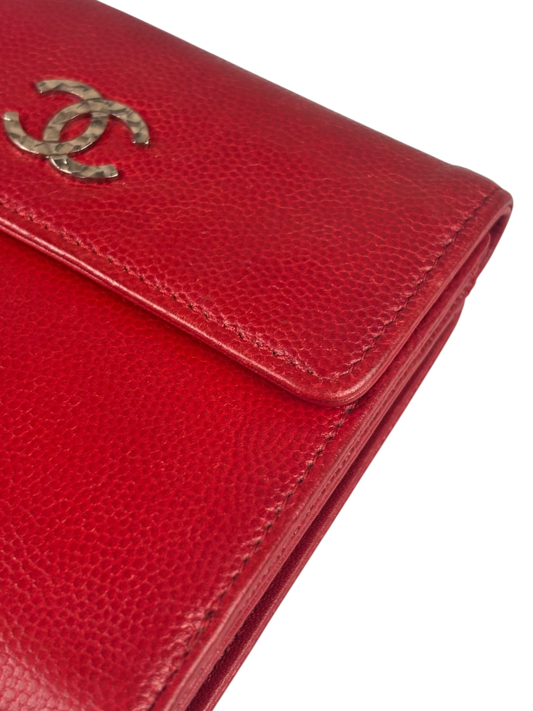 Chanel Vintage Red Caviar Compact Wallet 2010