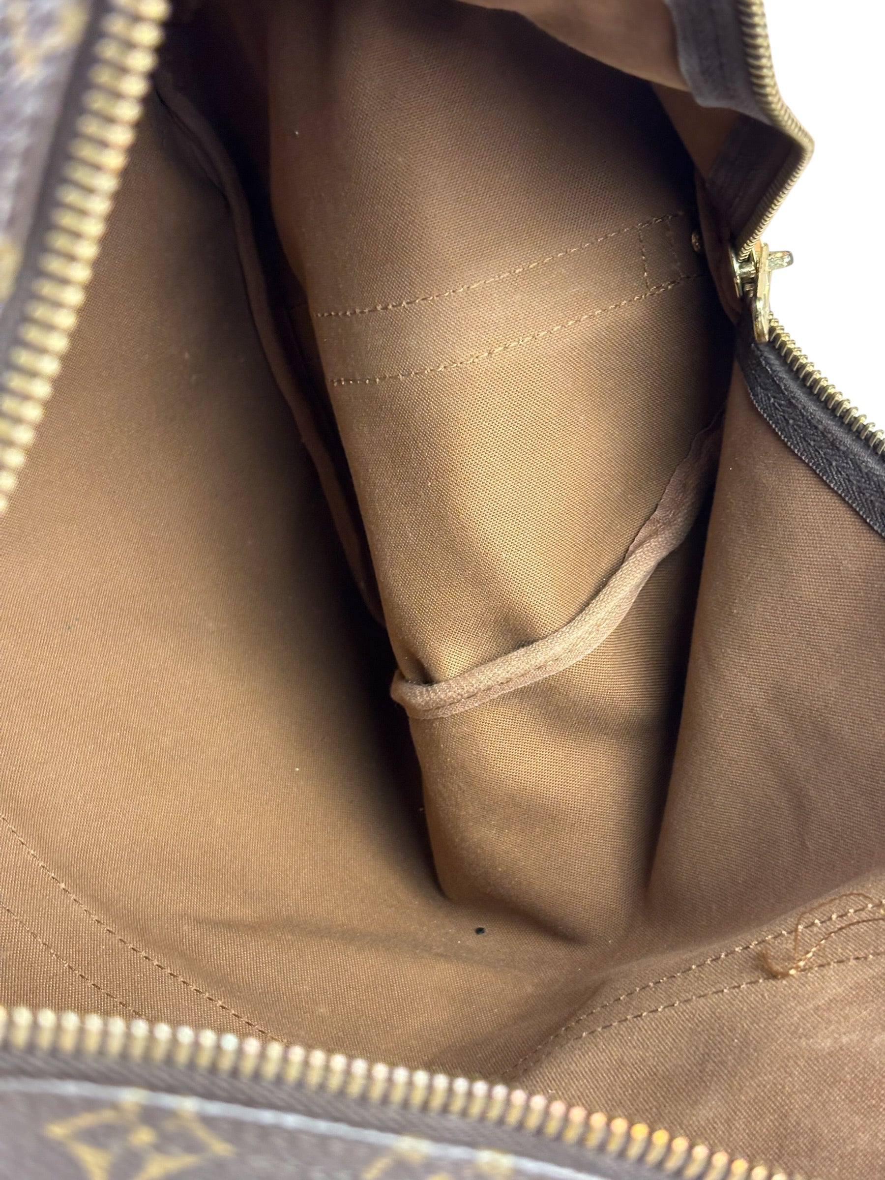 Louis Vuitton Monogram Keepall 50