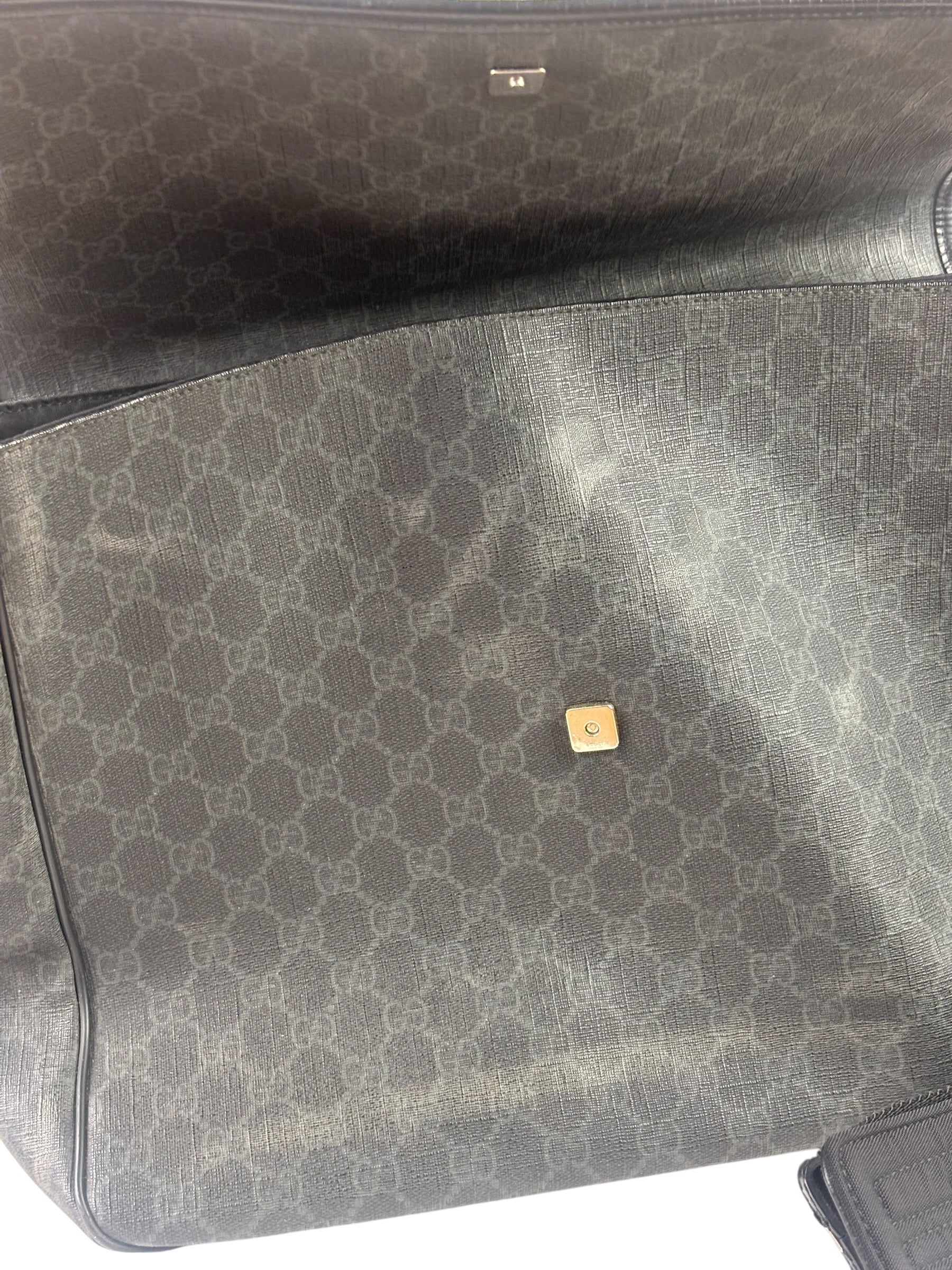 Gucci Grey/Black Leather GG Supreme Messenger Bag