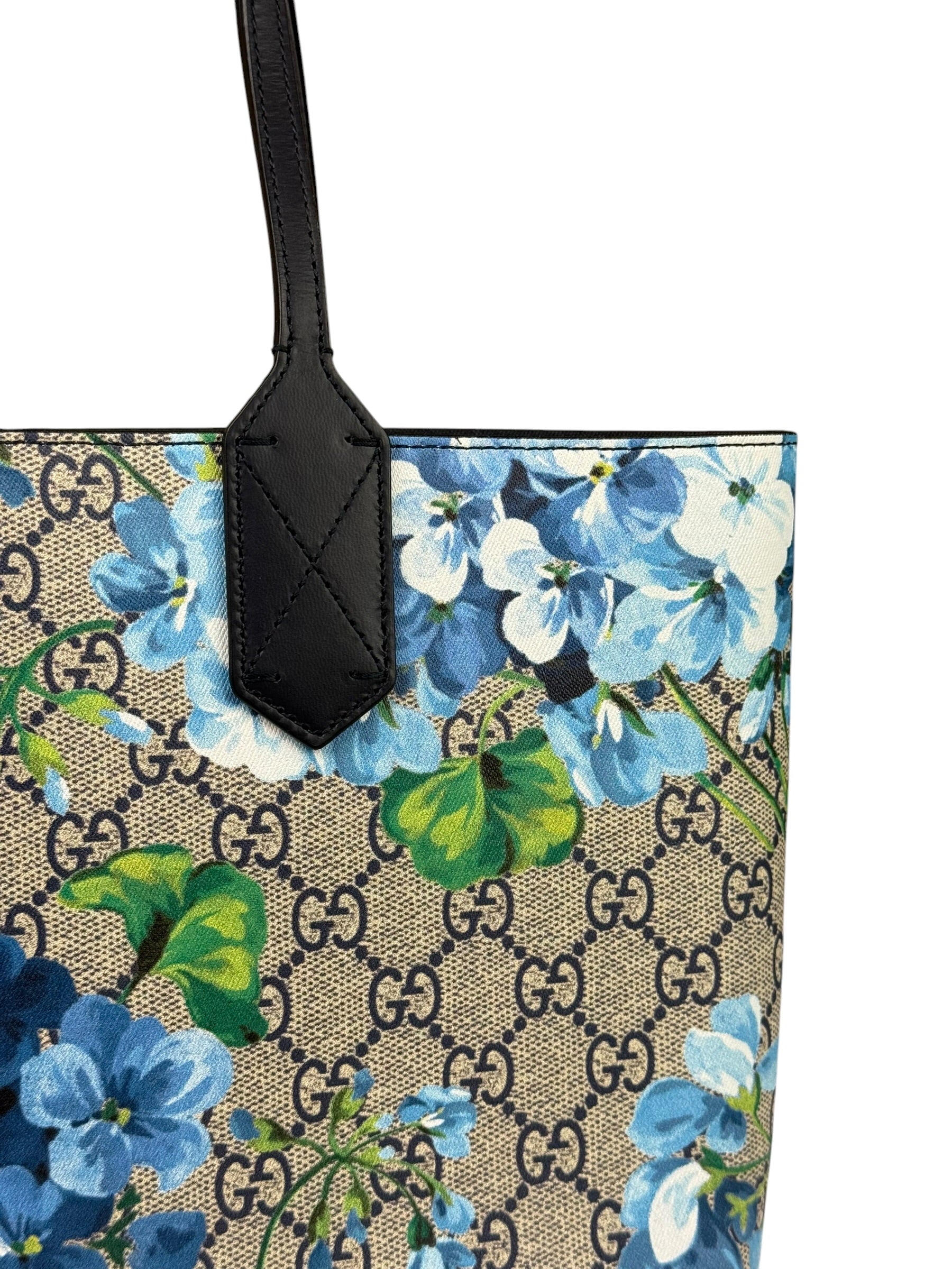 Gucci Blue/Beige GG Supreme Blooms Reversible Tote