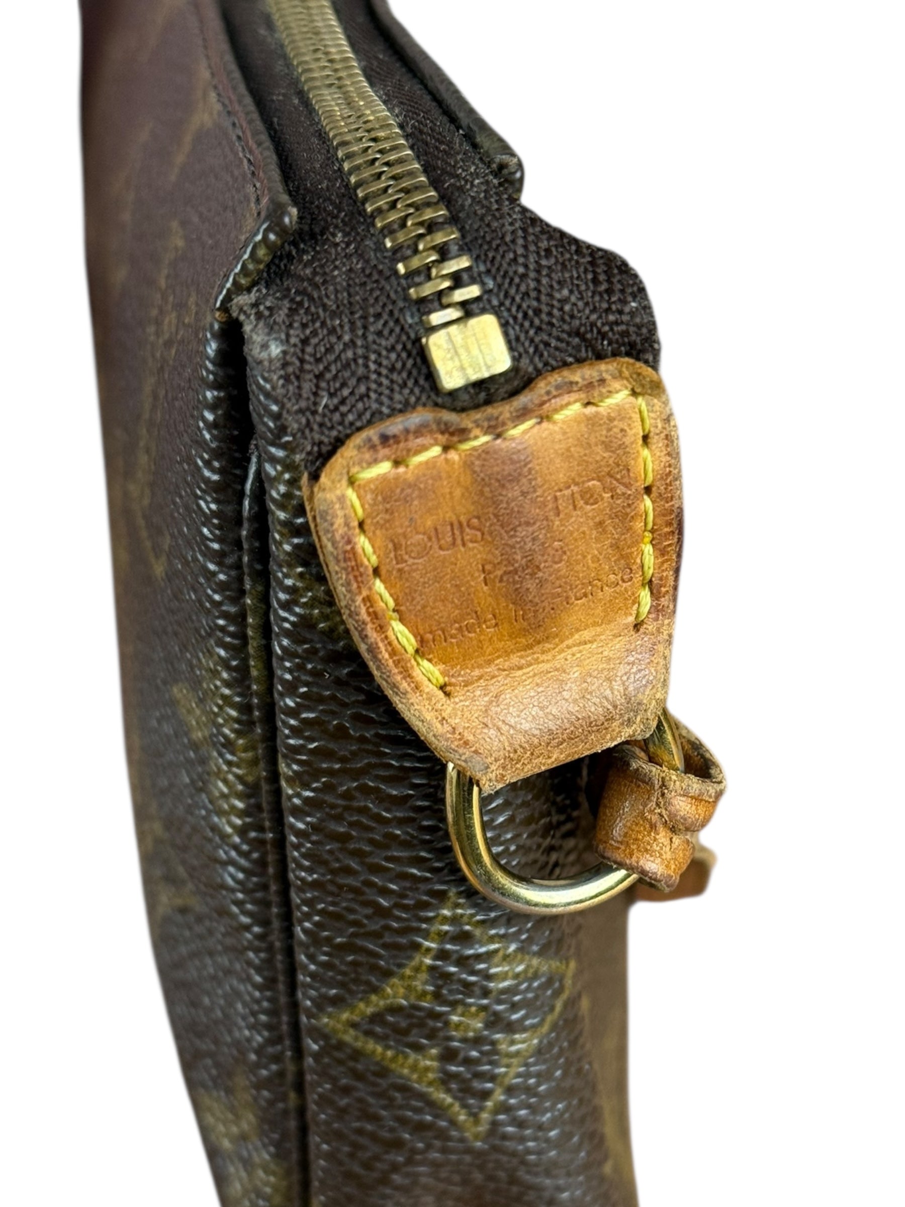 Louis Vuitton Monogram Pochette