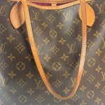 Louis Vuitton Monogram Neverful MM Pink Canvas-Lined Tote Bag