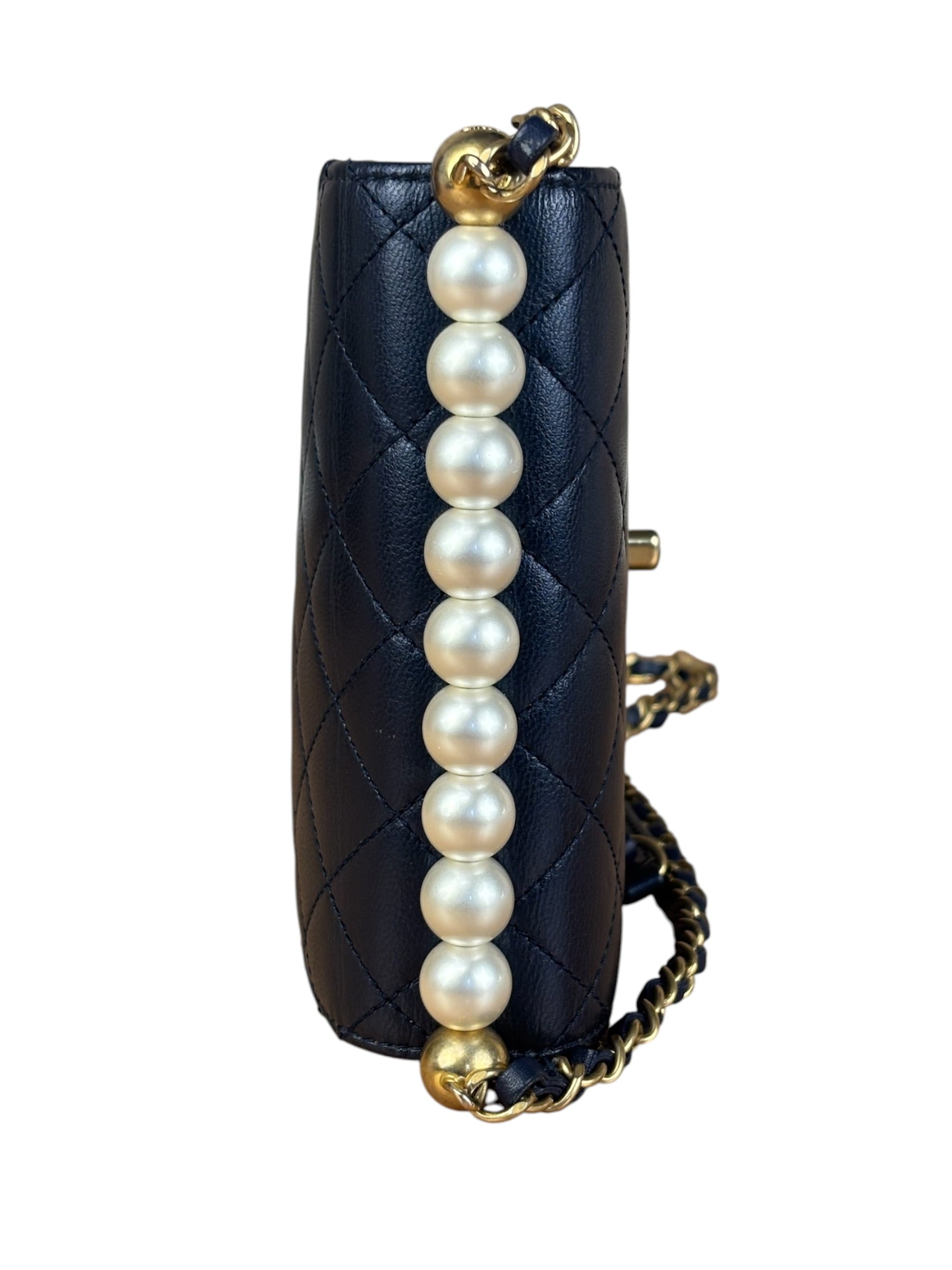 Chanel Chic Pearl Flap Shoulder/Crossbody Bag