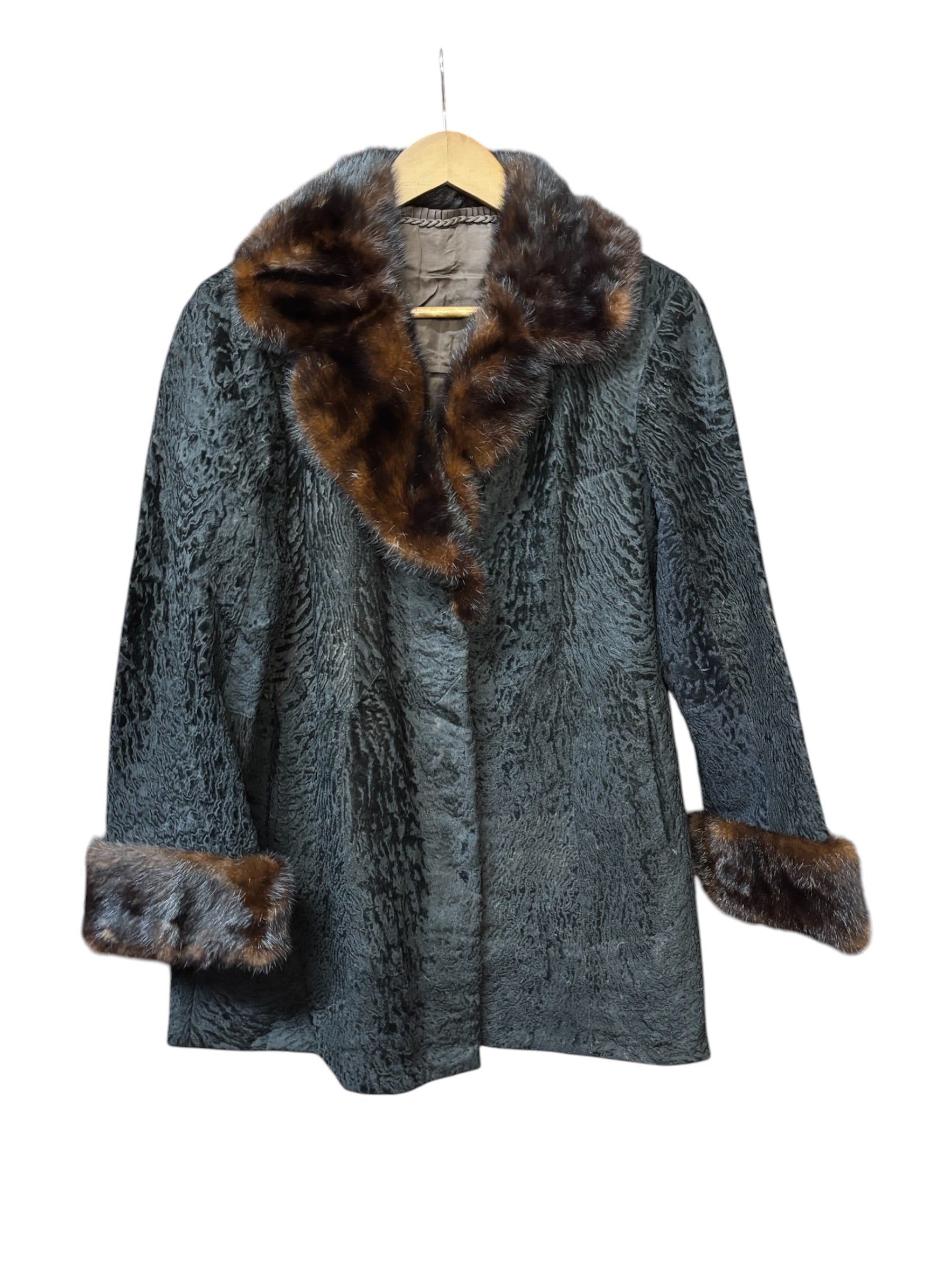 Vintage Black Collar Mink Fur Trim Jacket