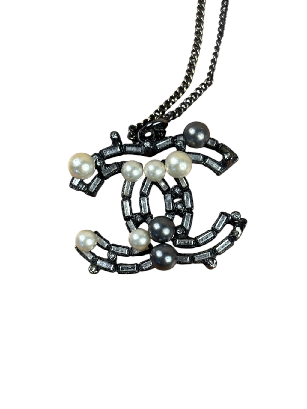 Chanel Interlocking CC Pearl/Crystal Pendant Necklace