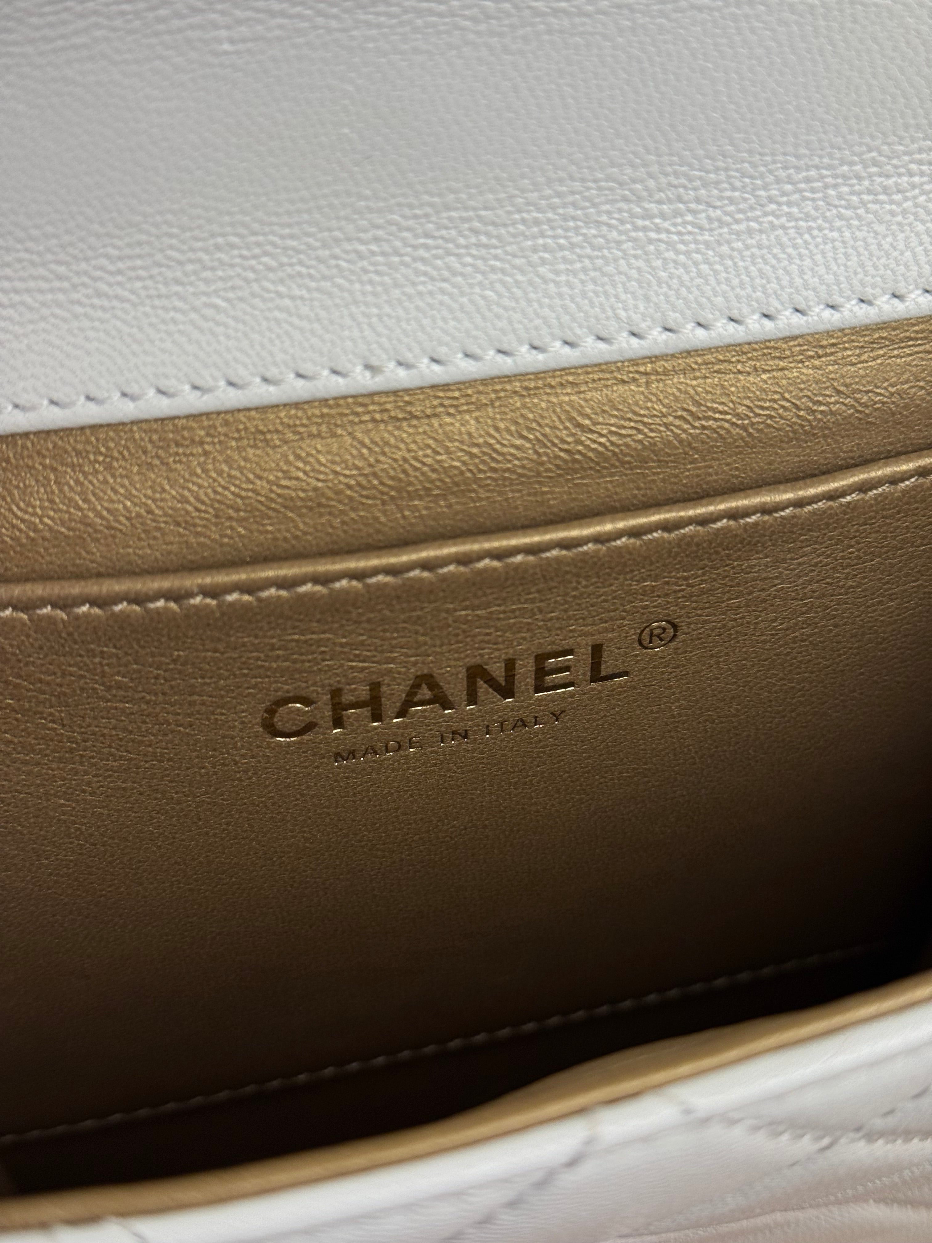 Chanel Small Chic Pearls White Flap Bag 2019