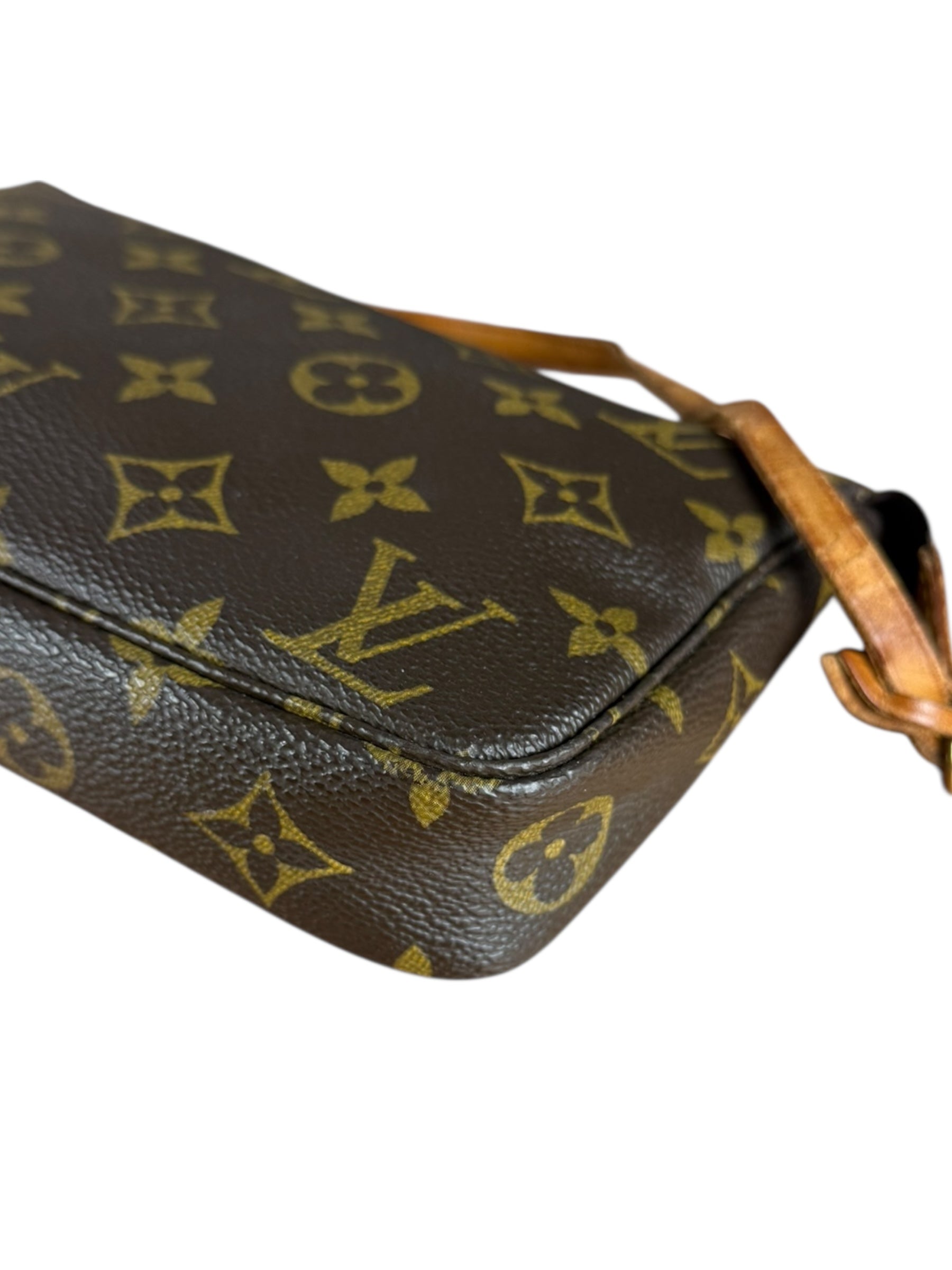 Louis Vuitton Monogram Pochette