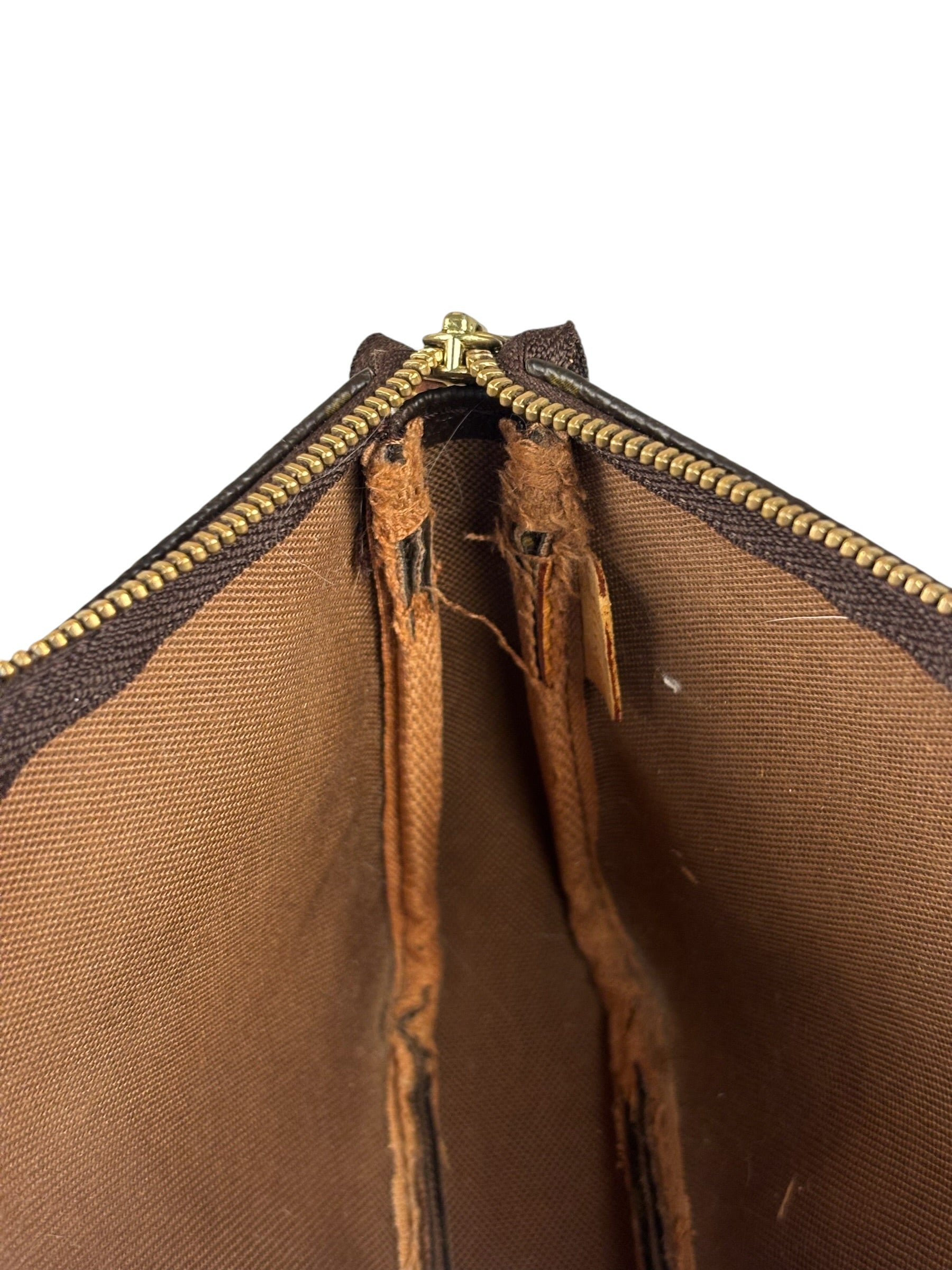 Louis Vuitton Vintage Monogram Pochette