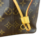 Louis Vuitton Monogram Neverfull Tote Bag GM