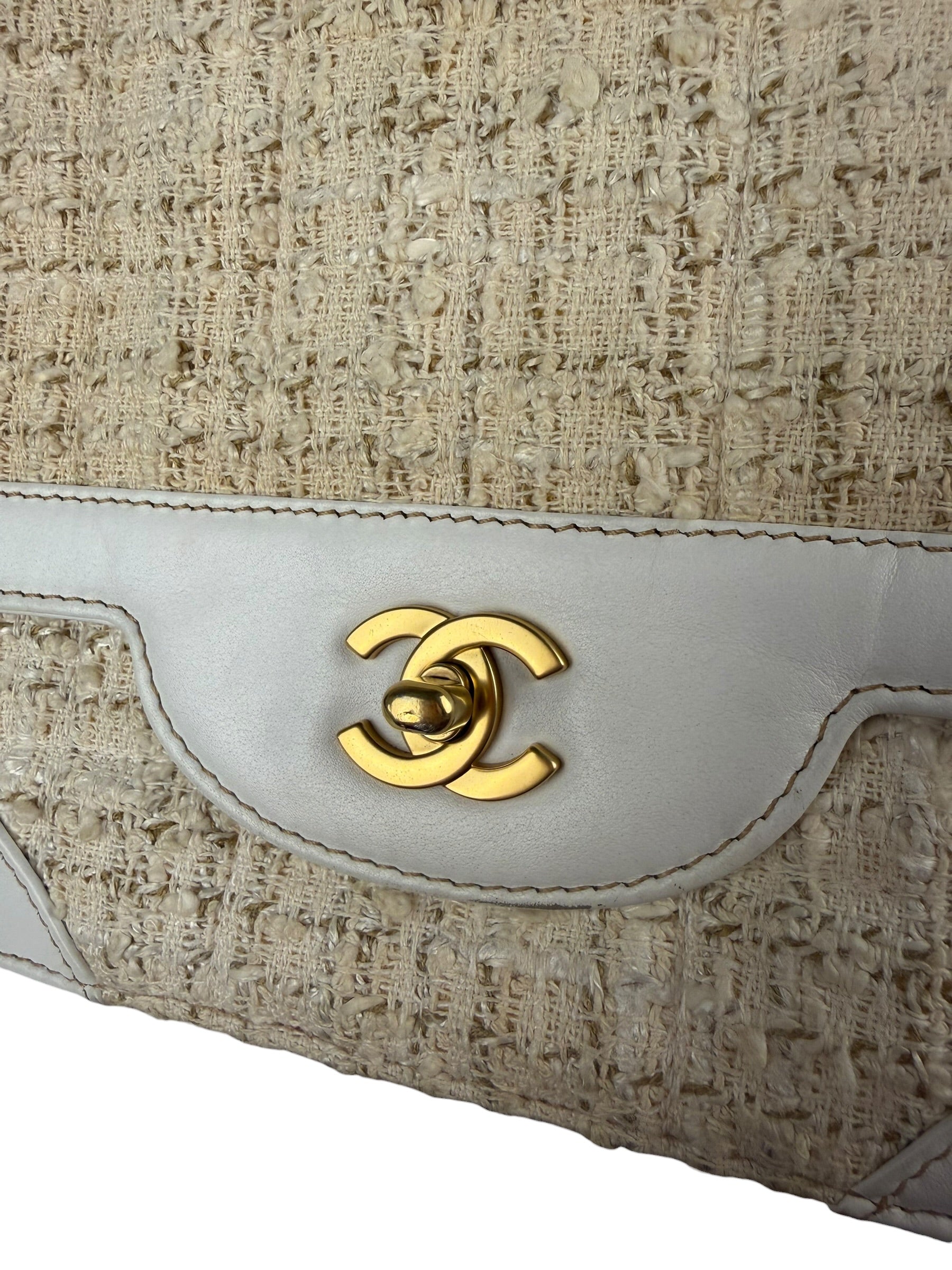 Chanel White Leather Trim Tweed Shoulder Bag 2001