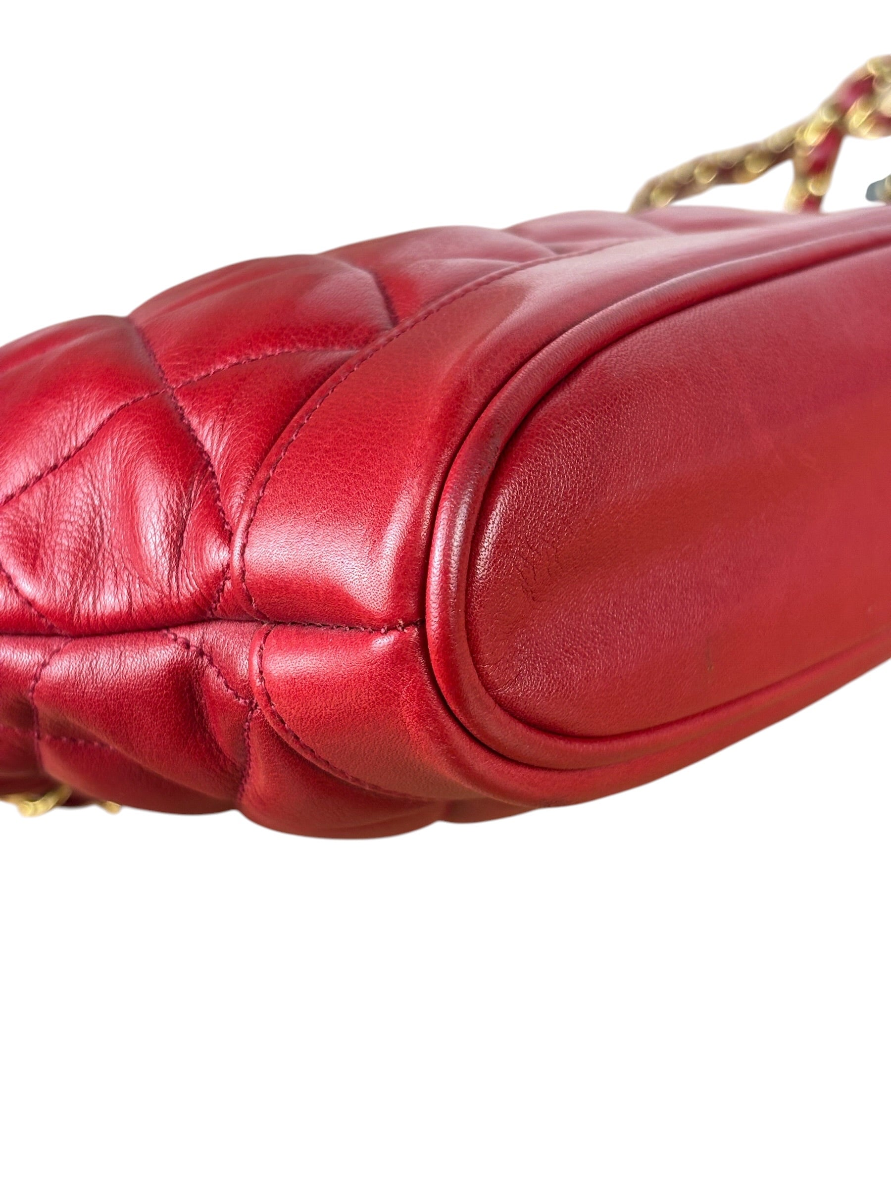 Chanel Vintage Red Quilted Lambskin Shoulder Bag 1989
