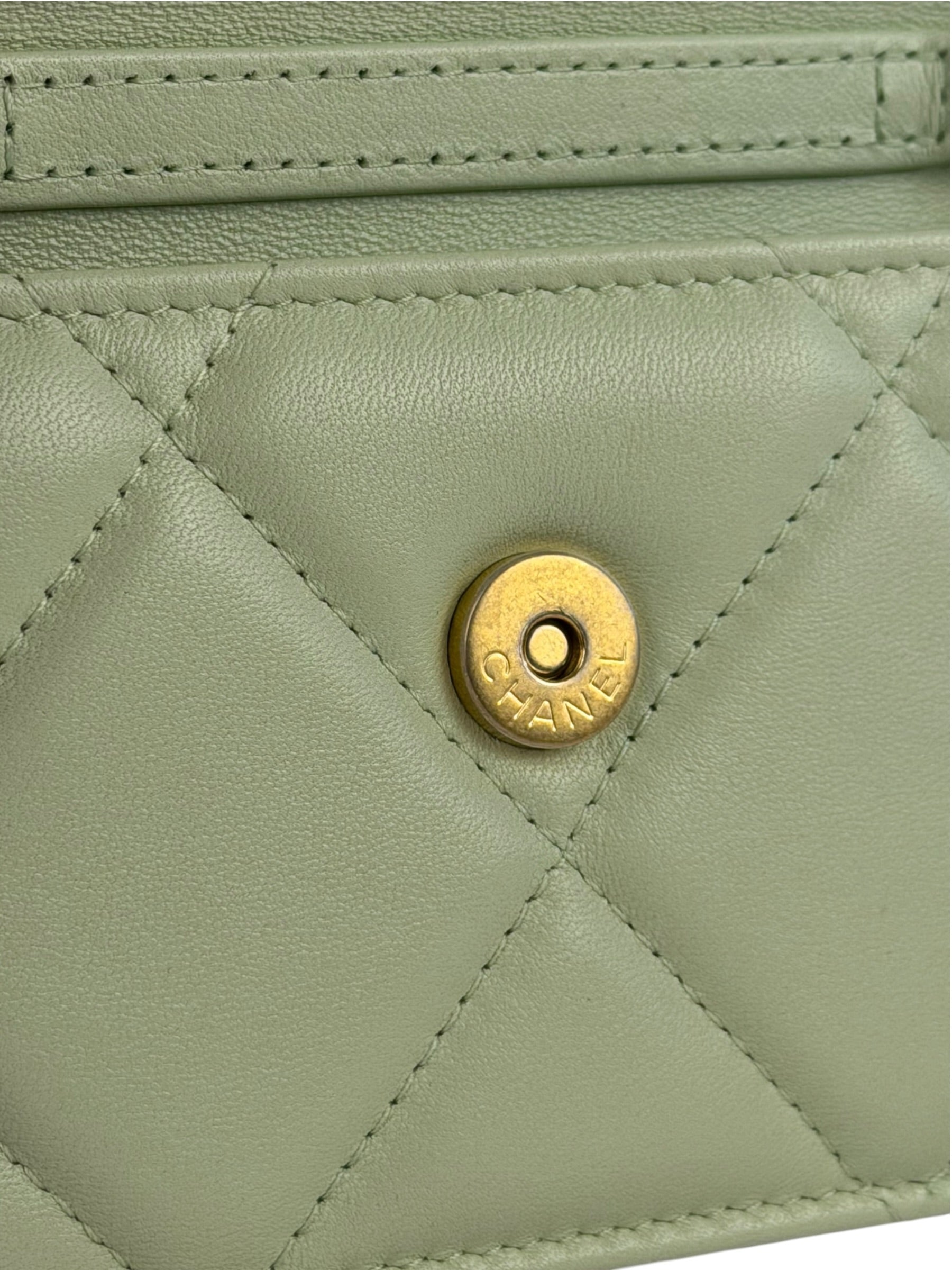 Chanel Green Quilted Leather 19 Flap Chain Card Holder 2021